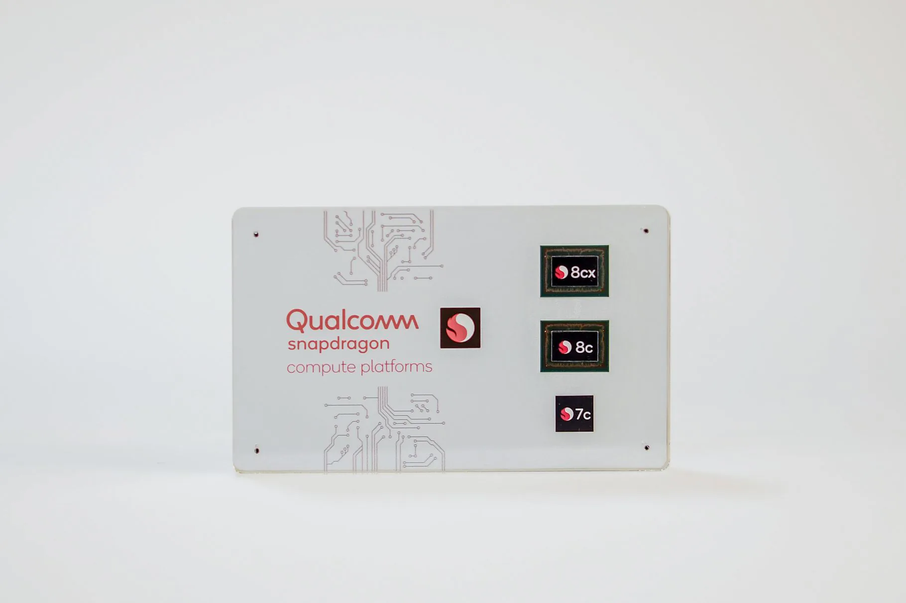 Qualcomm ra mắt Snapdragon 7c/8c sẽ tích hợp trong các laptop ARM giá dễ chịu hơn