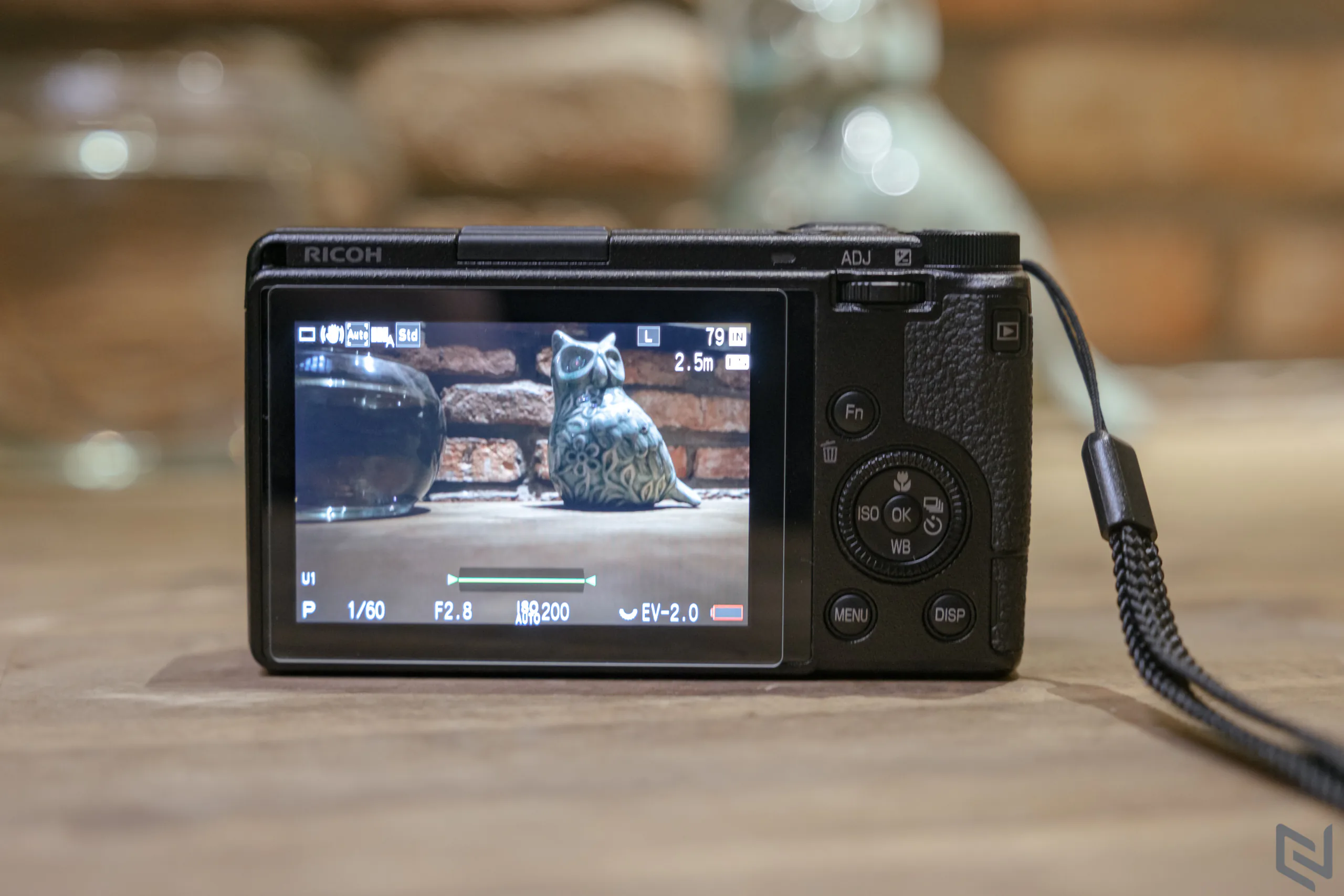 Trải nghiệm Ricoh GR III: Máy ảnh compact nhỏ gọn nhưng rất mạnh mẽ