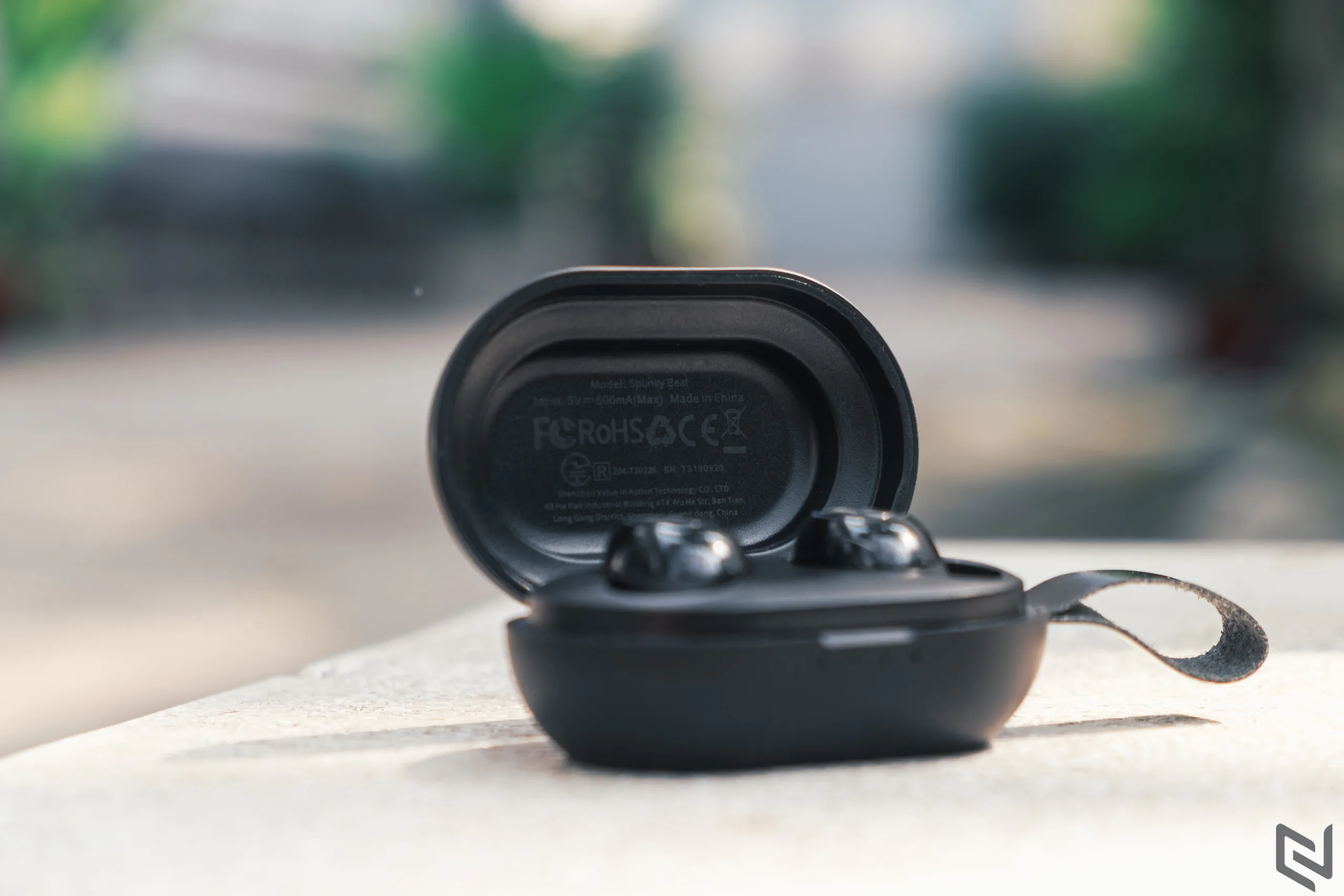 Trên tay tai nghe true wireless Tronsmart Spunky Beat: Chất âm tốt so với mức giá