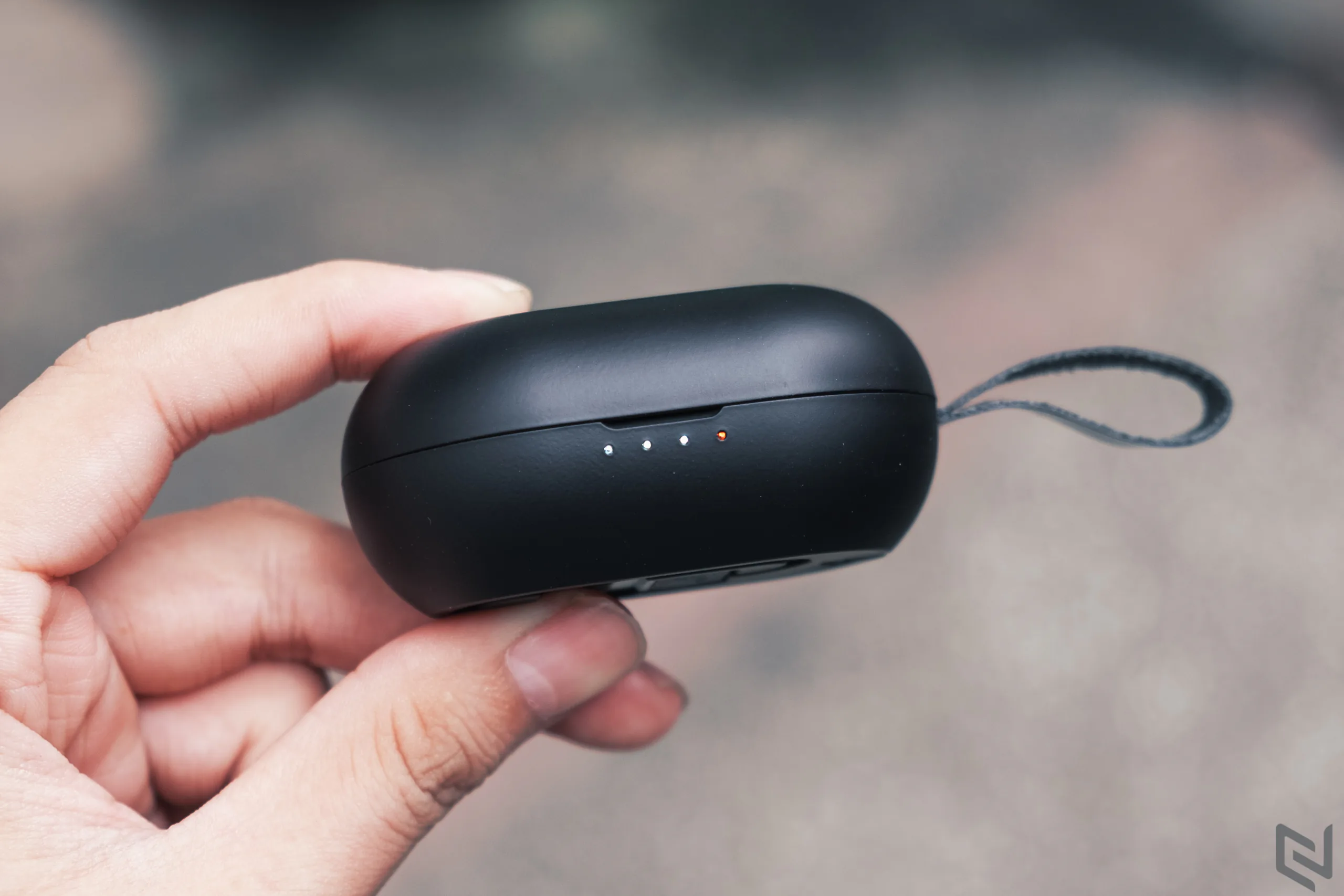Trên tay tai nghe true wireless Tronsmart Spunky Beat: Chất âm tốt so với mức giá