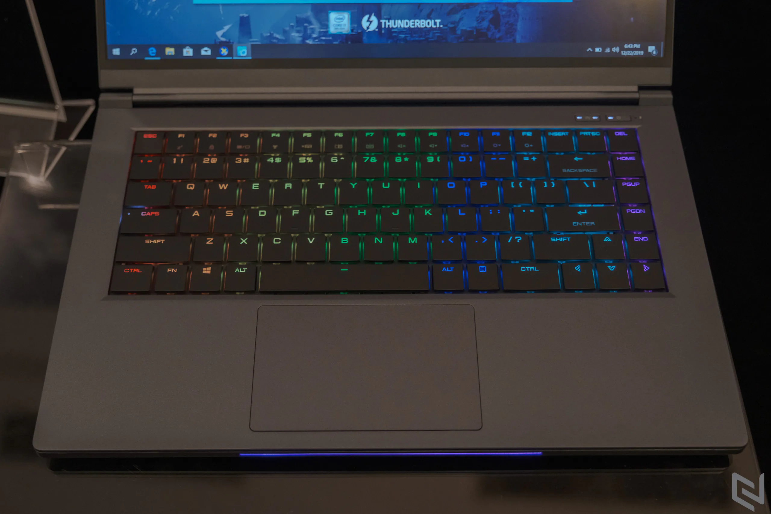 Intel kết hợp cùng VGS ra mắt laptop gaming cao cấp Imperium, bảo hành 1 đổi 1 bất kì lỗi, giá từ 37.4 triệu đồng