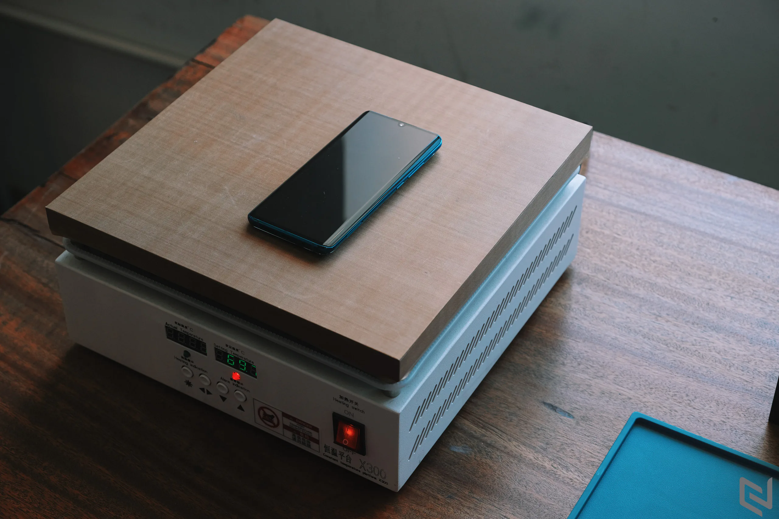 "Mổ xẻ" chiếc Xiaomi Mi Note 10 - Chiếc smartphone đầu tiên sở hữu cảm biến camera khủng 108MP