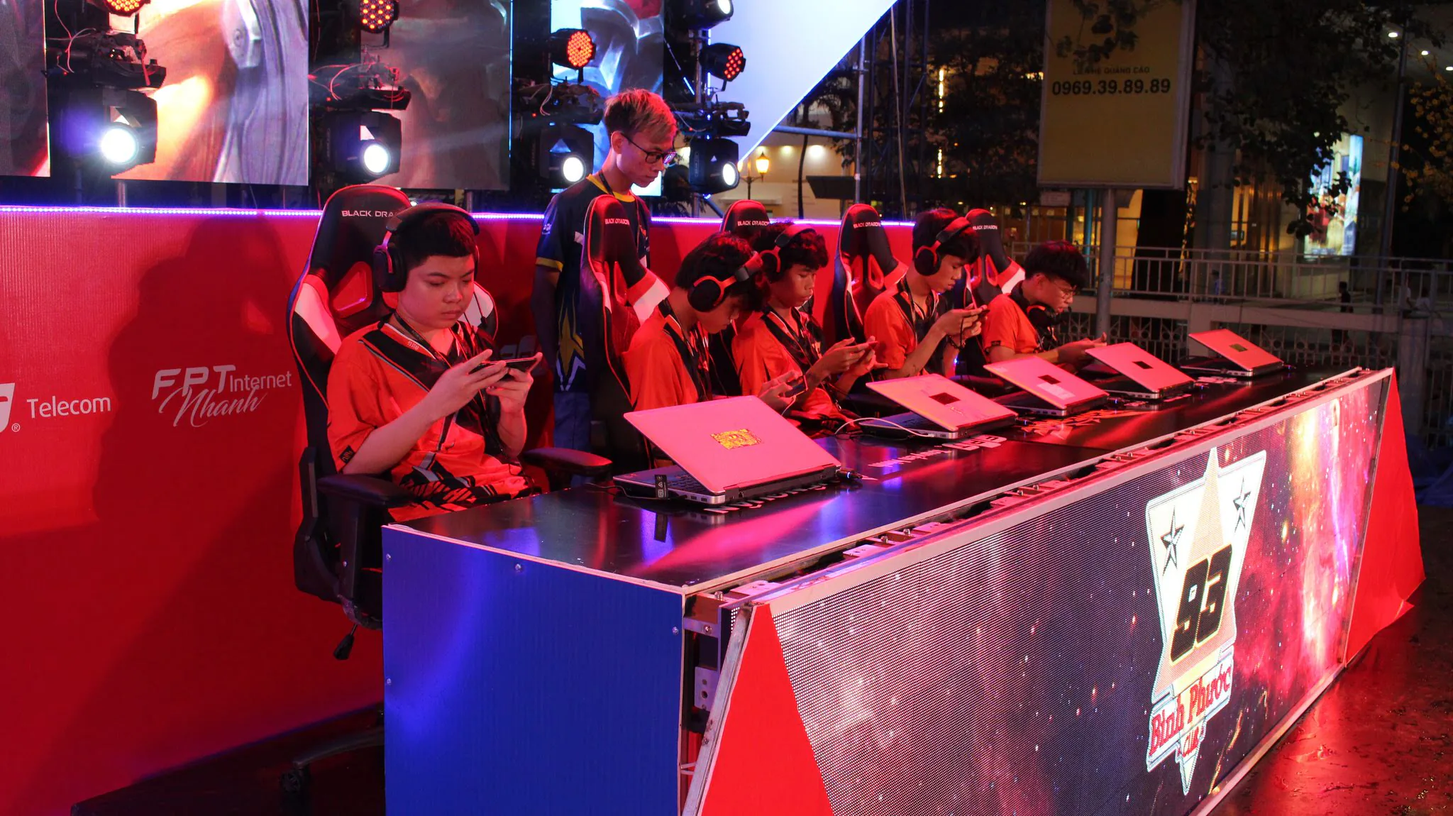 Chung kết FPT eSport Championship 2019 – Cúp vô địch gọi tên Takademy