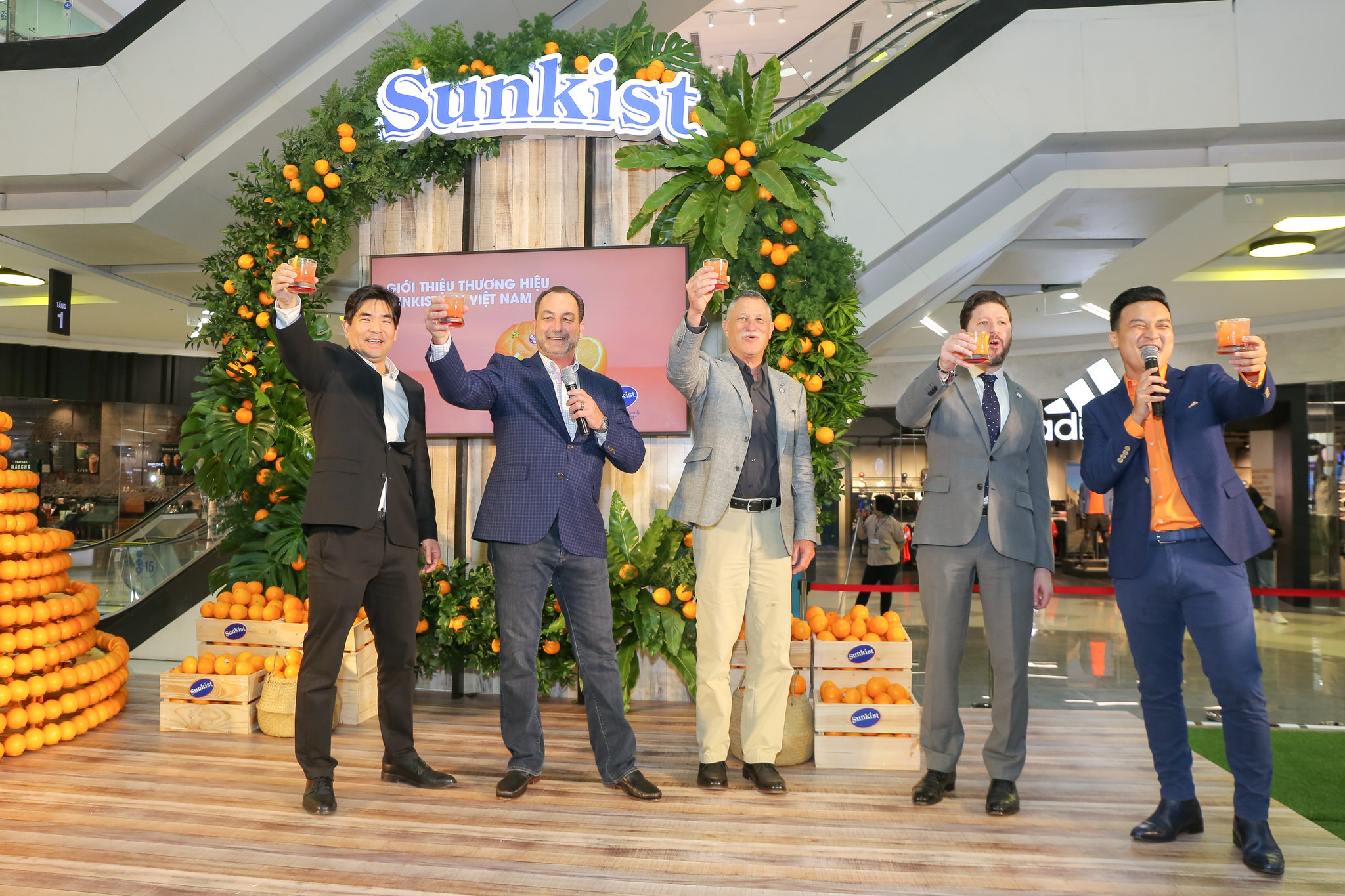 Sunkist gia nhập thị trường Việt Nam với sản phẩm cam Navel đến từ California