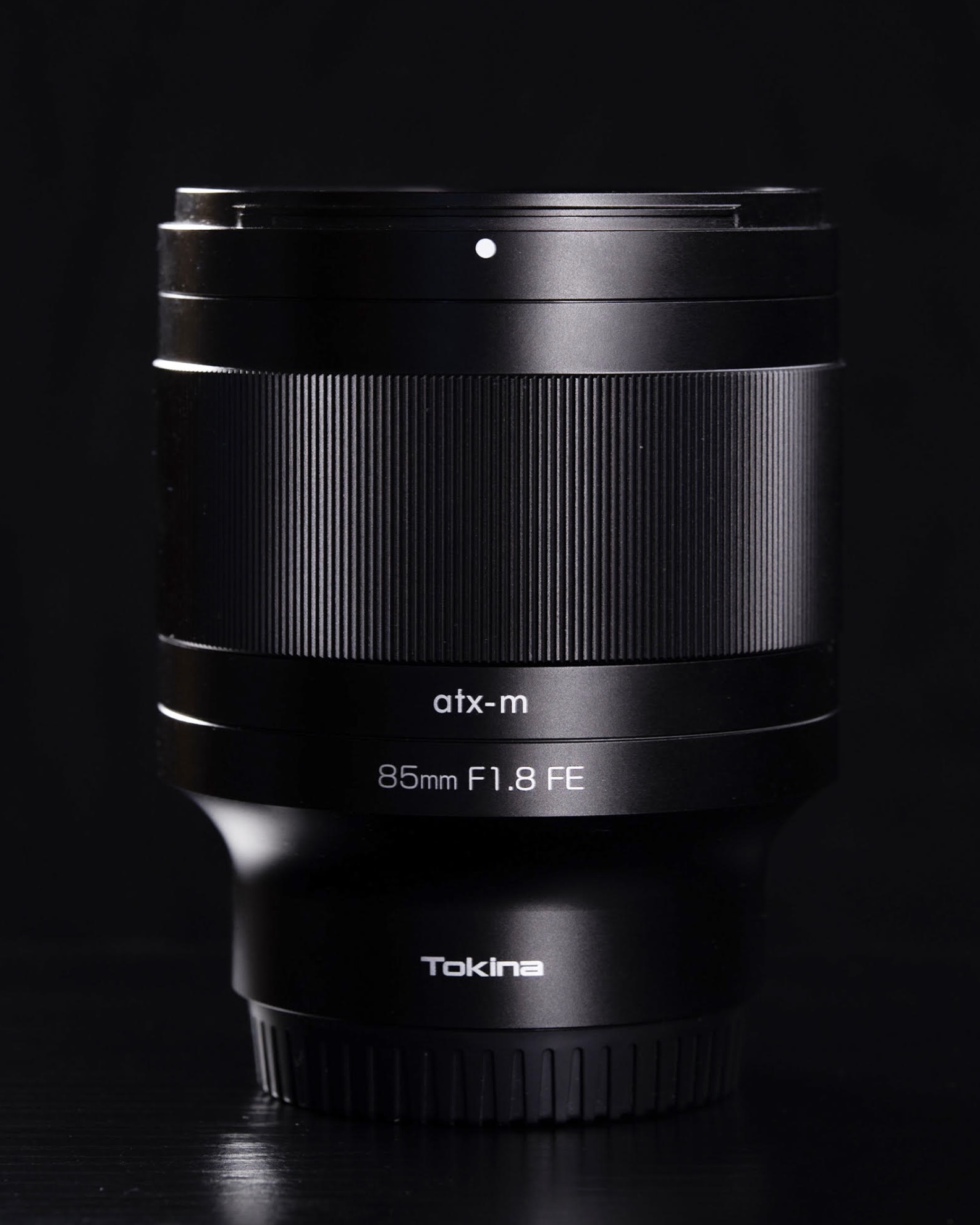Tokina ra mắt ống kính một tiêu cự 85mm F1.8 FE dành cho máy ảnh Sony full-frame