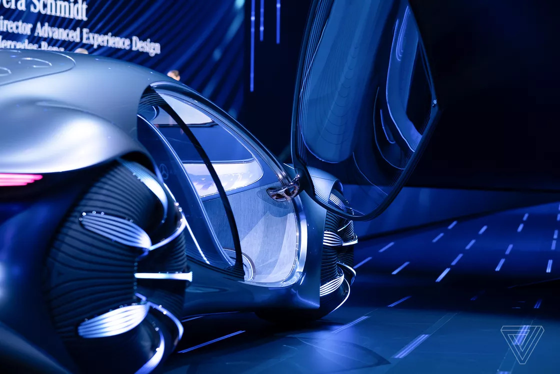 Mercedes-Benz giới thiệu concept xe Vision AVTR lấy ý tưởng từ phim Avatar