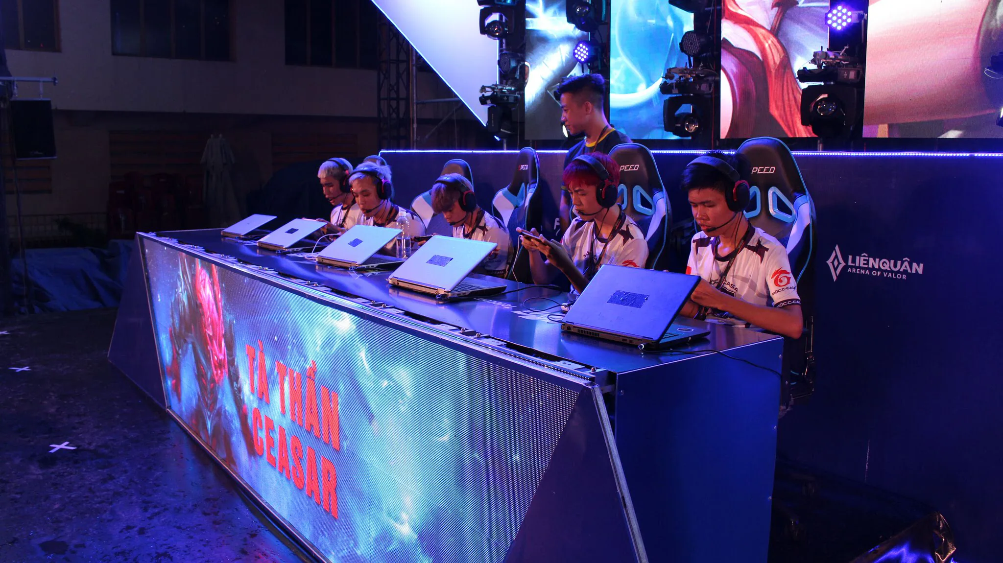 Chung kết FPT eSport Championship 2019 – Cúp vô địch gọi tên Takademy