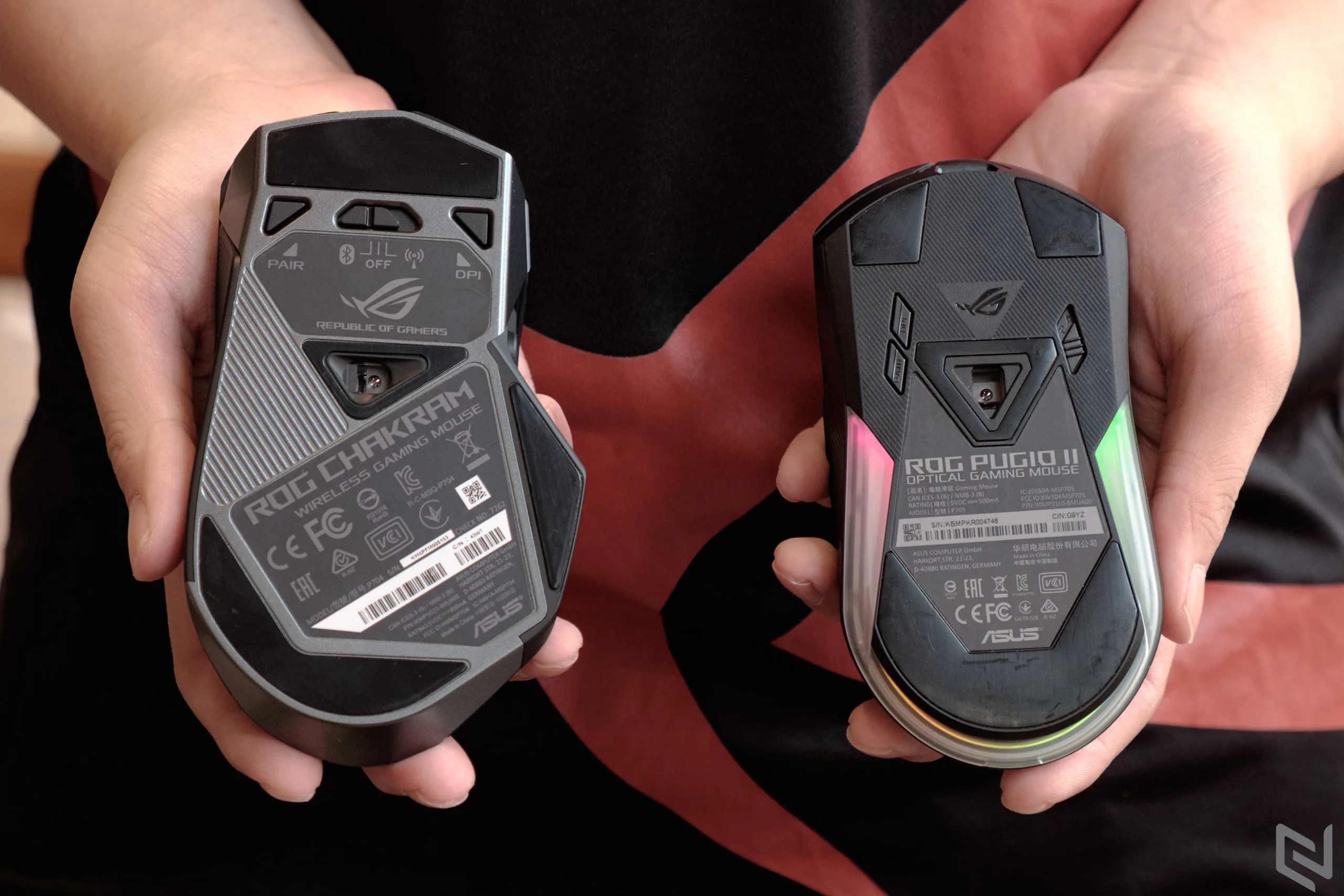 ASUS ROG Pugio 2 và ROG Chakram: Chuột không dây chơi game nào phù hợp với bạn?