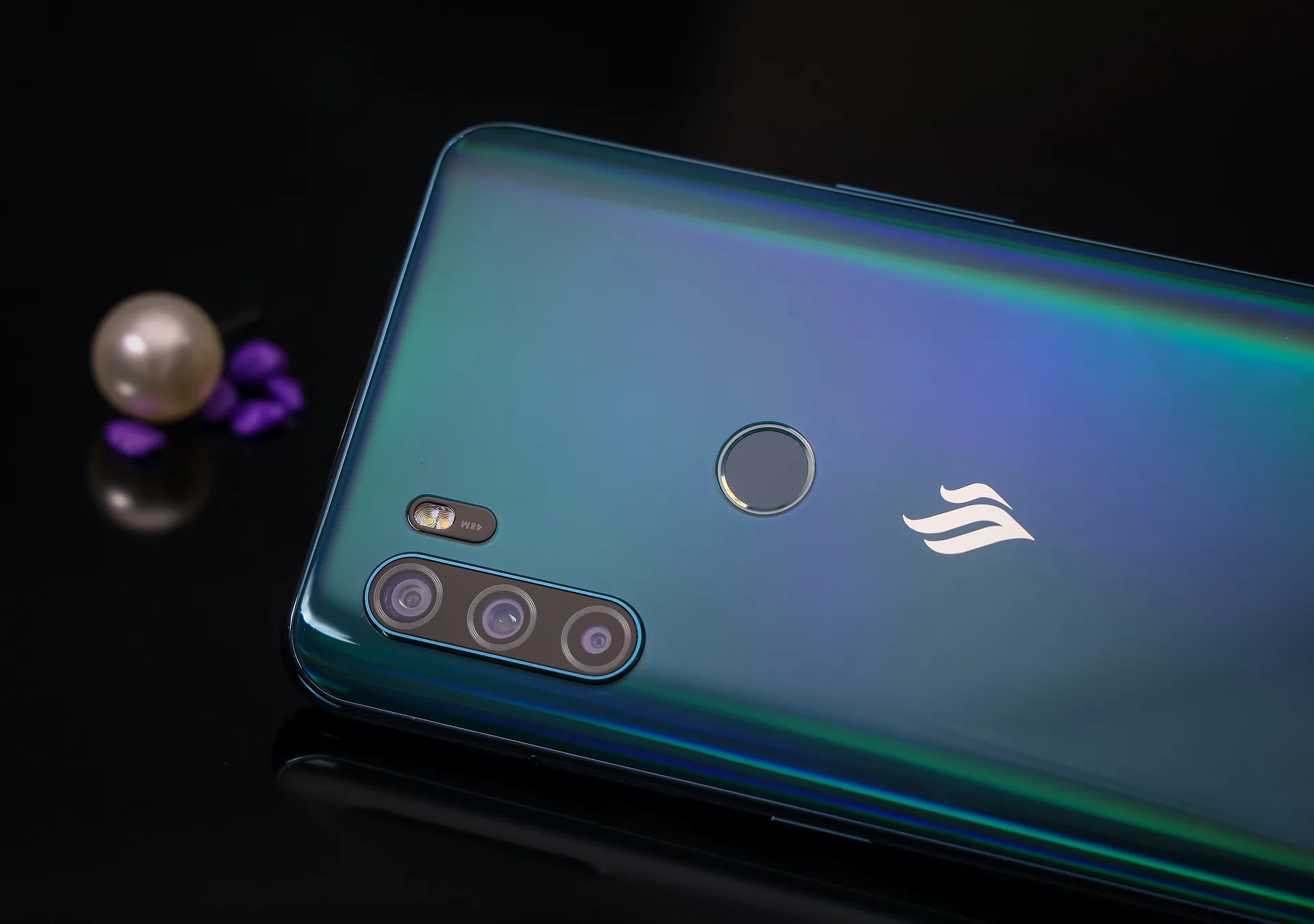 Vinsmart ra mắt Vsmart Active 3, camera selfie trượt, hai tùy chọn RAM, giá từ 4.5 triệu