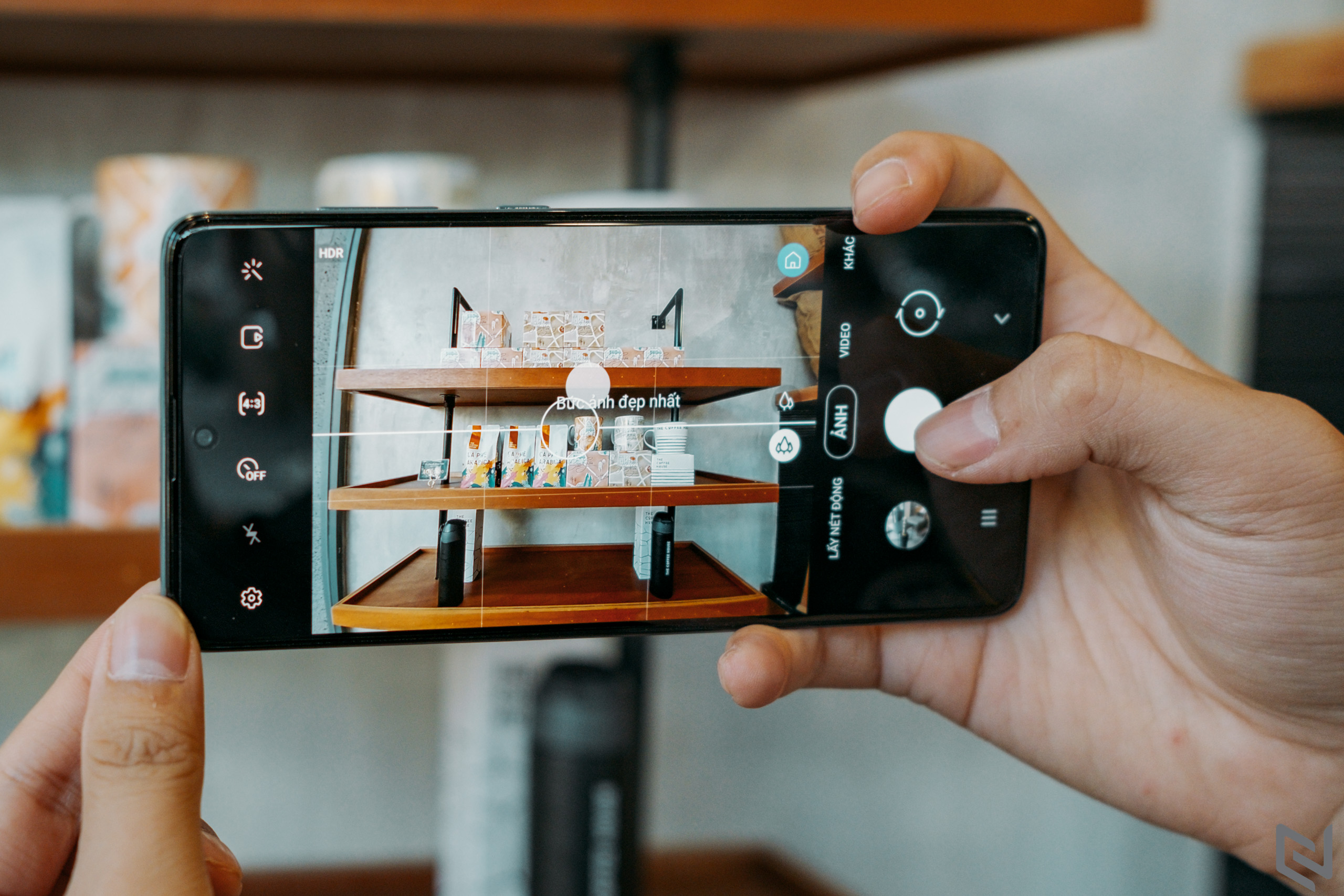 Đánh giá Samsung Galaxy A71: Camera ngon, hiệu năng đỉnh, giờ đã không còn ngán đối thủ nào