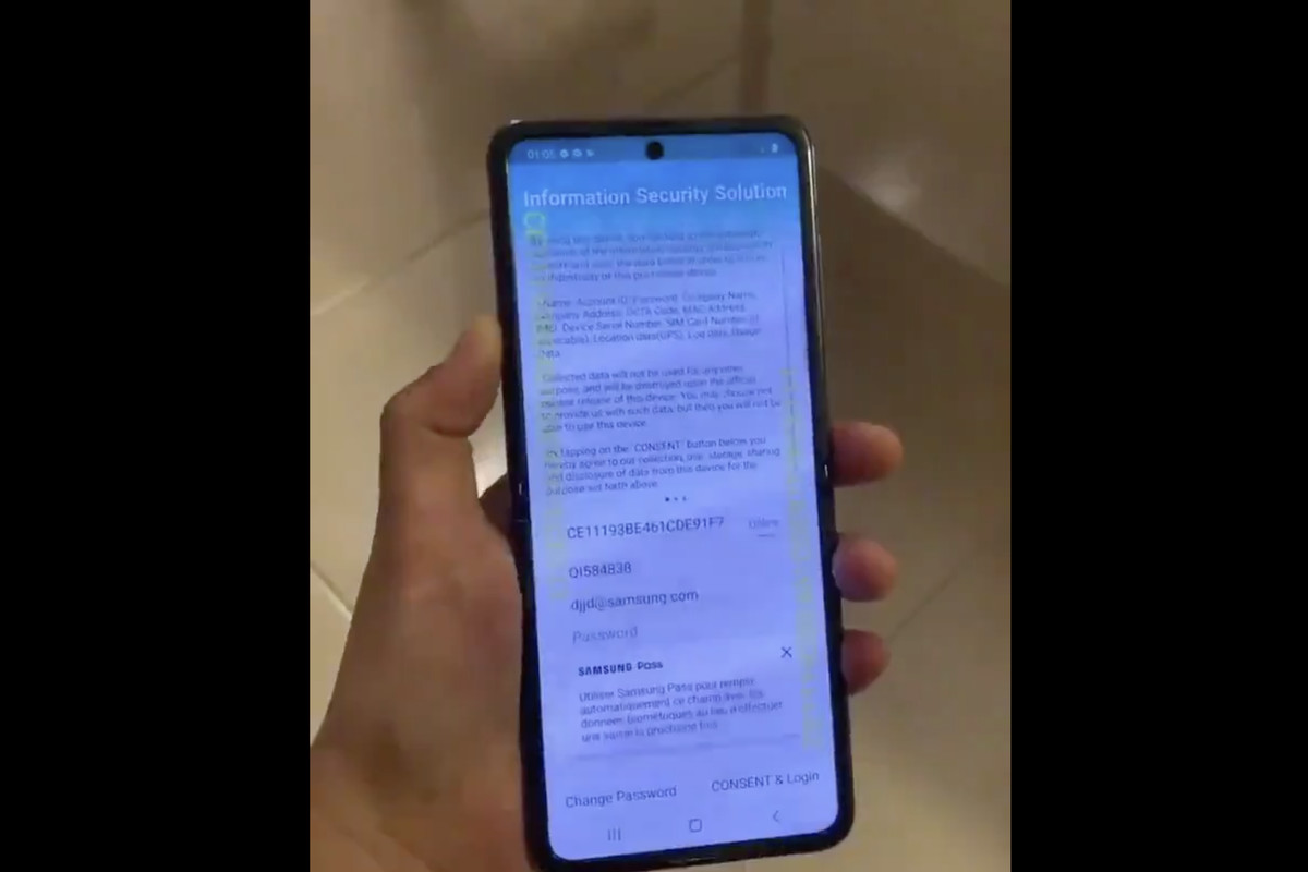 Lộ diện video trên tay smartphone gập Galaxy Z Flip