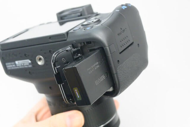 Lộ diện hình ảnh về máy ảnh Canon EOS Rebel T8i/850D sắp ra mắt
