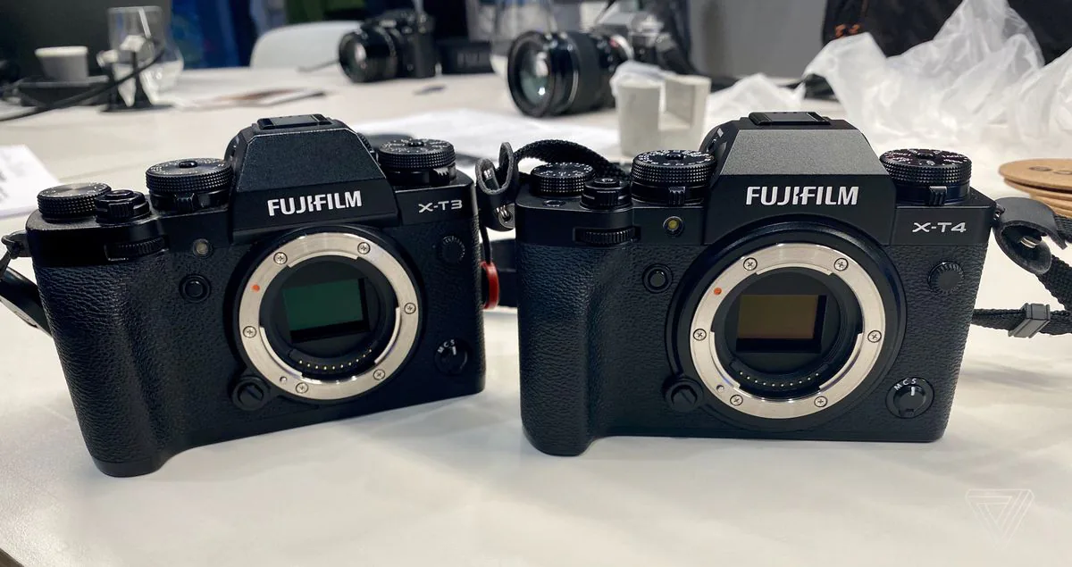 Fujifilm ra mắt X-T4 với chống rung tích hợp trong thân máy và màn hình xoay lật