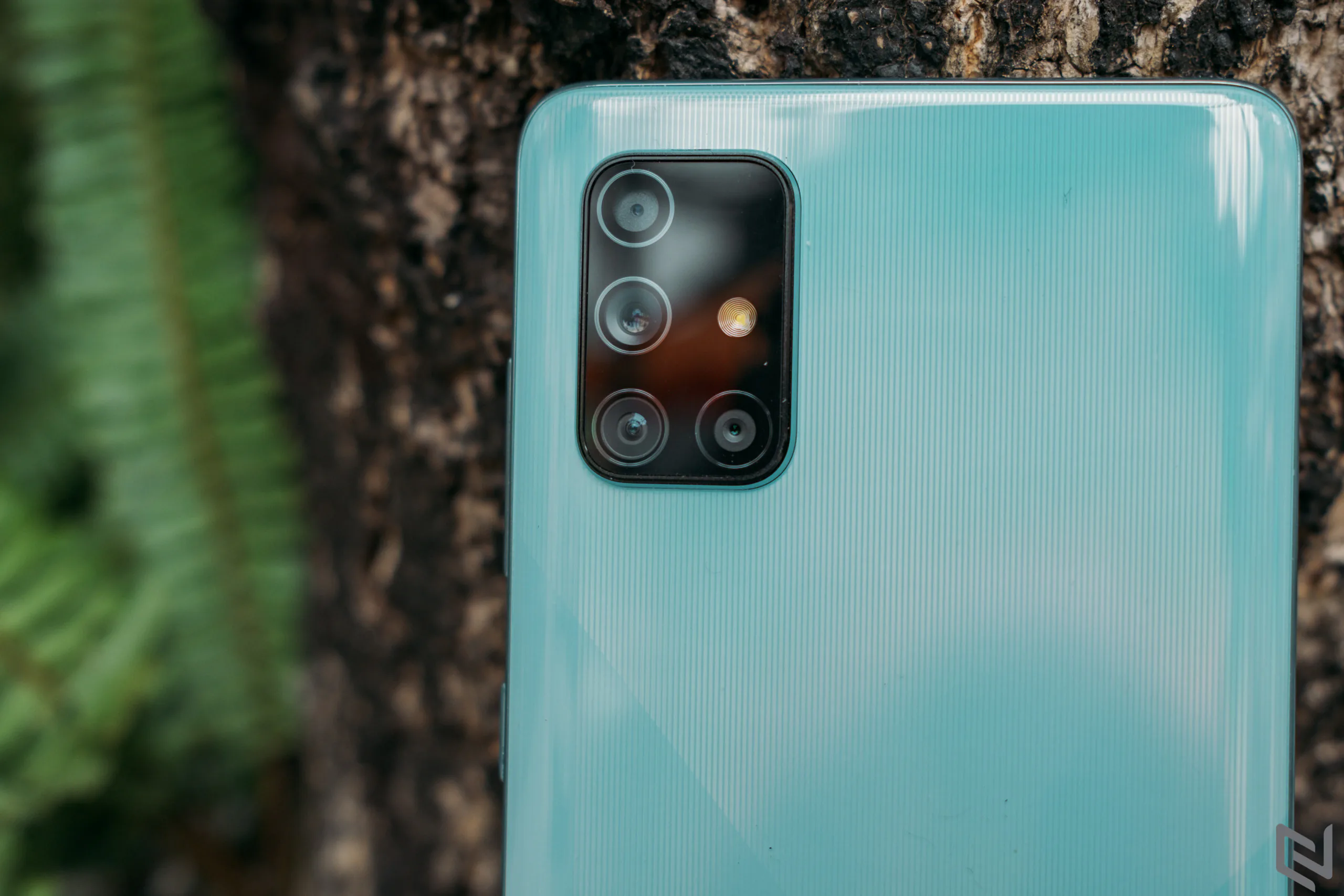 Đánh giá Samsung Galaxy A71: Camera ngon, hiệu năng đỉnh, giờ đã không còn ngán đối thủ nào