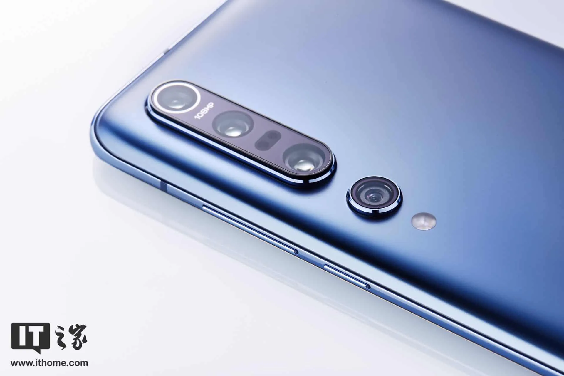 Xiaomi Mi 10 và Mi 10 Pro ra mắt: Snapdragon 865, màn hình 90Hz, camera chính 108MP