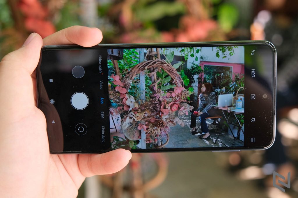 Trên tay Xiaomi Redmi Note 9S: Hoàn thiện cao cấp, hiệu năng mạnh, 4 camera bắt kịp xu hướng