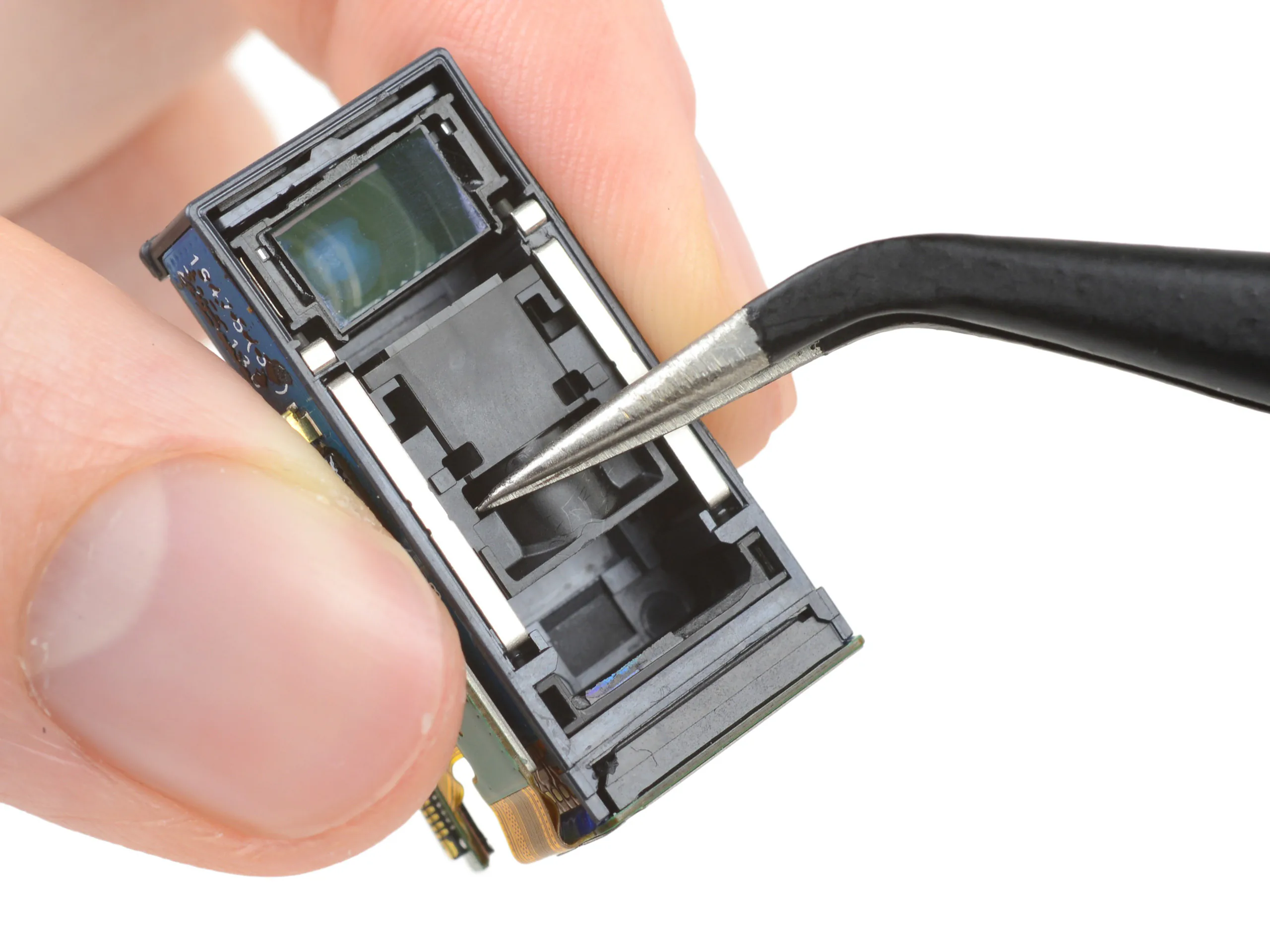Tháo tung Galaxy S20 Ultra cùng iFixit: Cụm camera cực kỳ ấn tượng