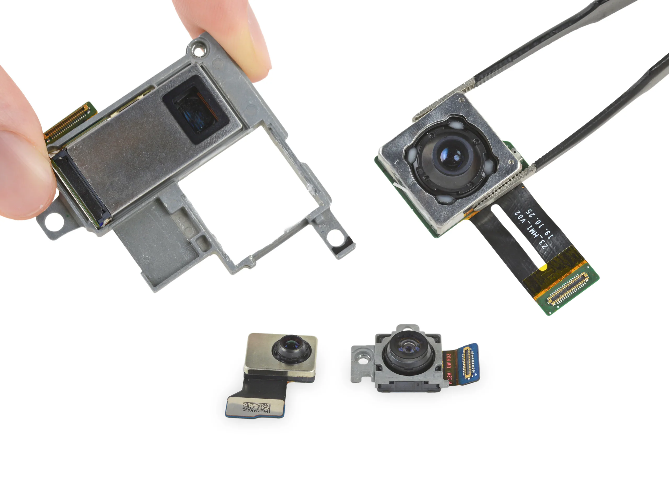 Tháo tung Galaxy S20 Ultra cùng iFixit: Cụm camera cực kỳ ấn tượng