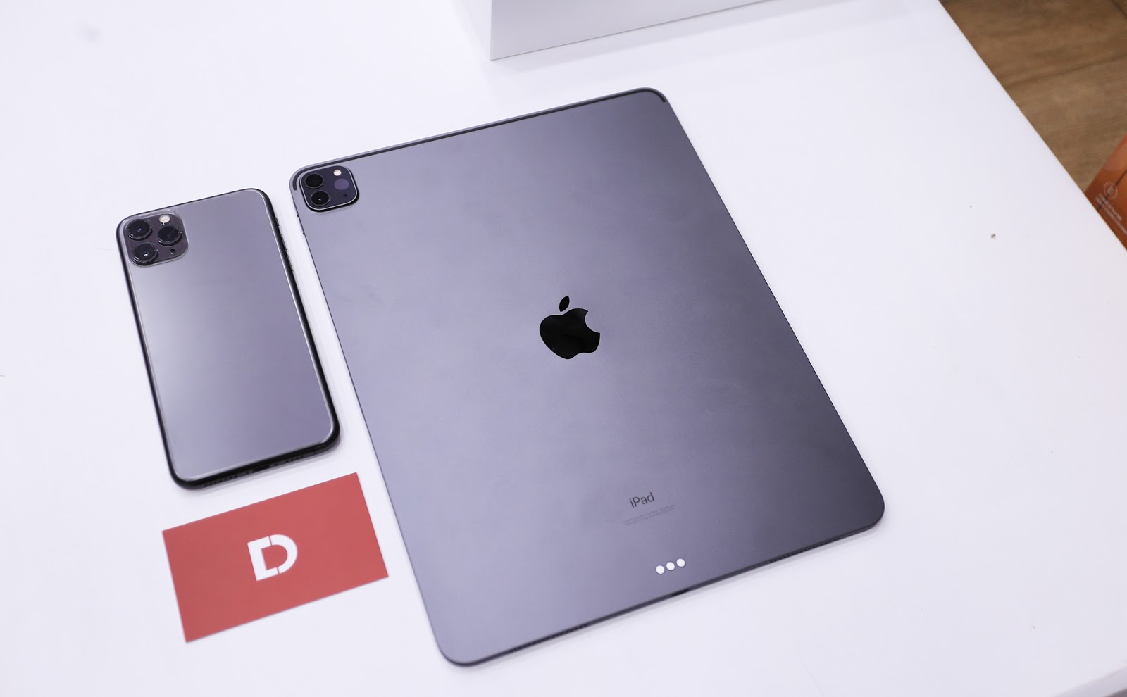 Trên tay iPad Pro 2020 đầu tiên tại Việt Nam, giá từ 26.9 triệu