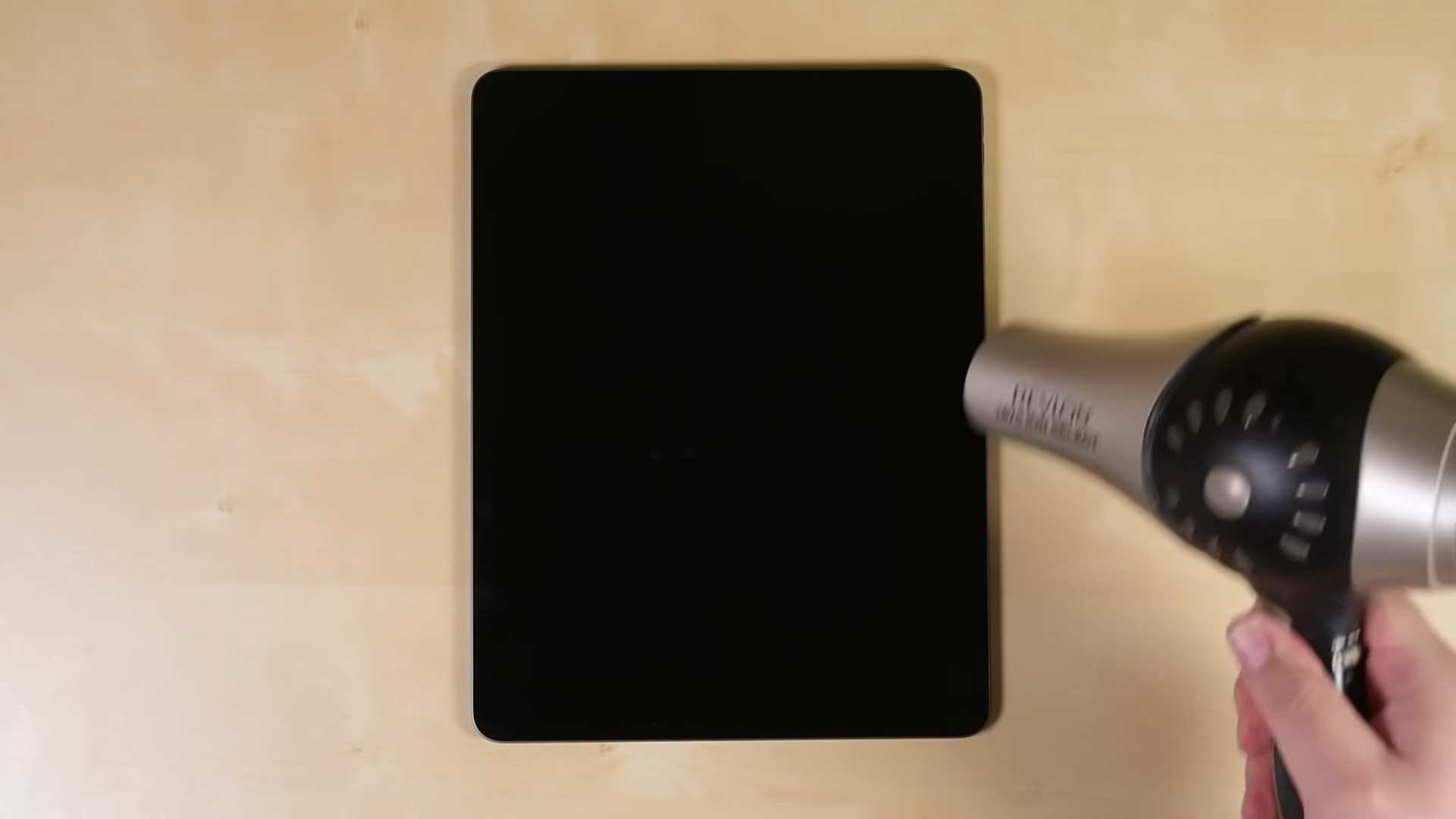 Cùng iFixit tháo tung iPad Pro với cảm biến LiDAR bên trong