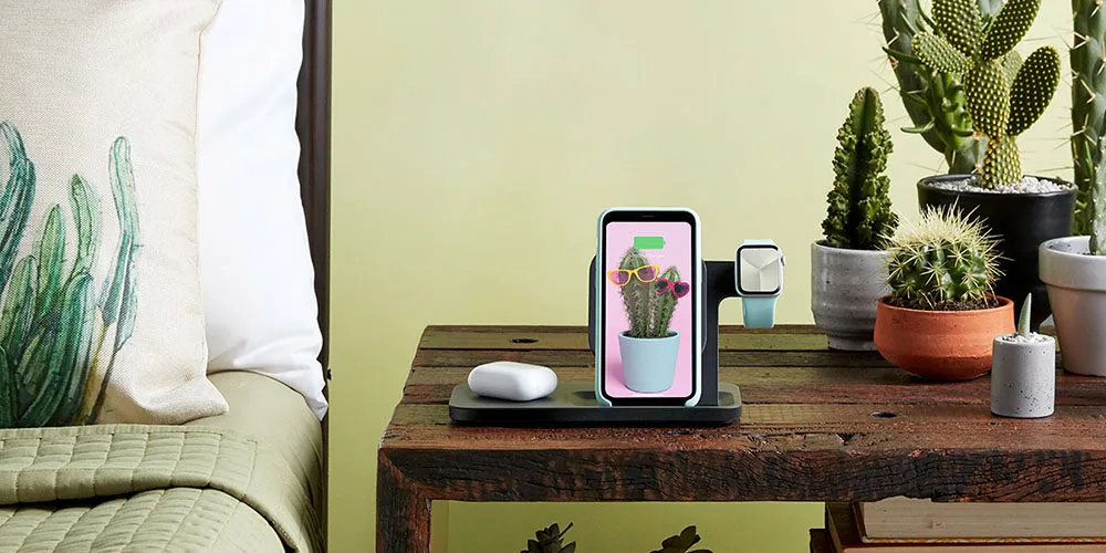 Logitech ra mắt dock sạc không dây 3-in-1 cho iPhone, AirPods và Apple Watch