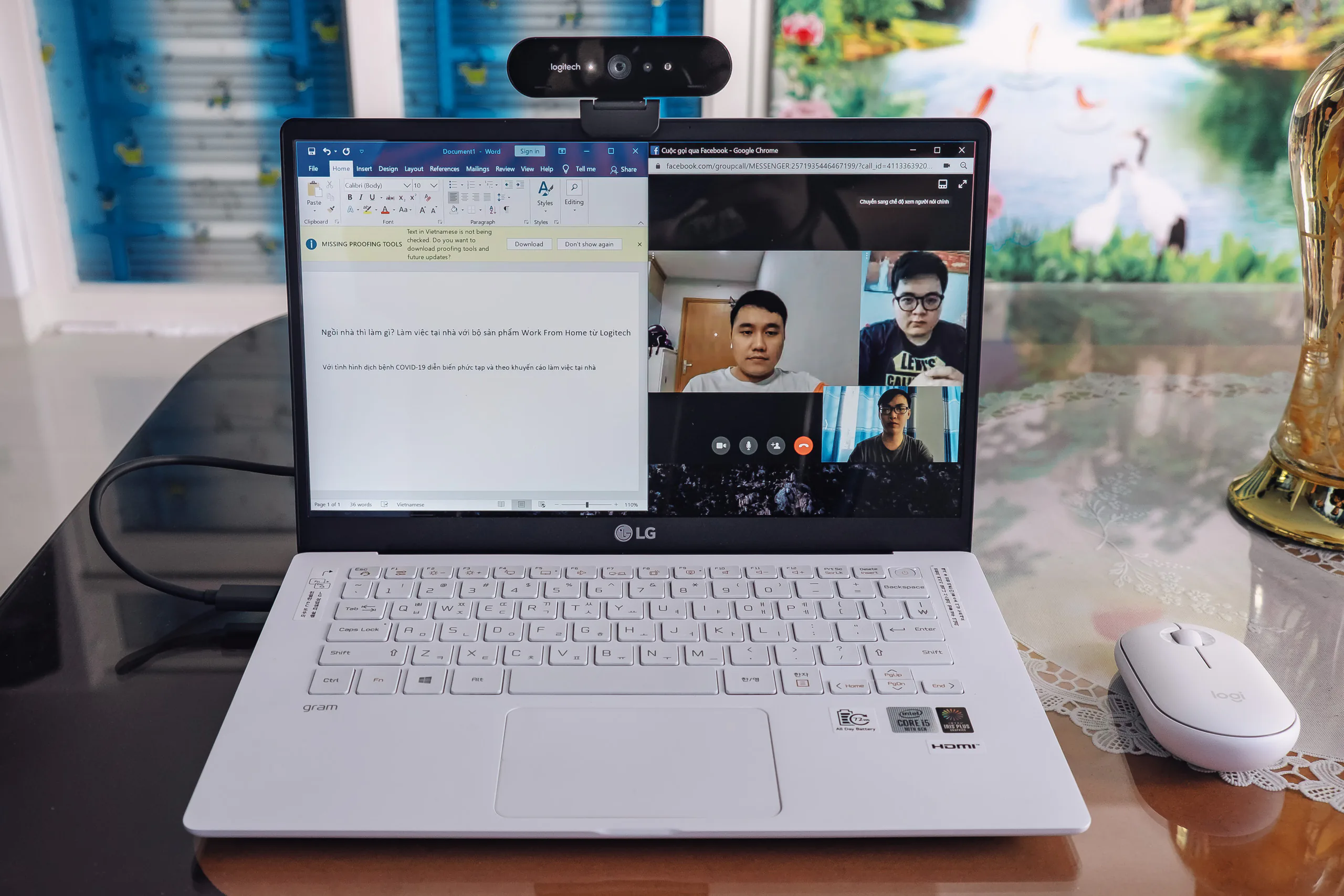 Làm việc tại nhà hiệu quả và thoải mái với bộ phụ kiện không thể thiếu từ Logitech