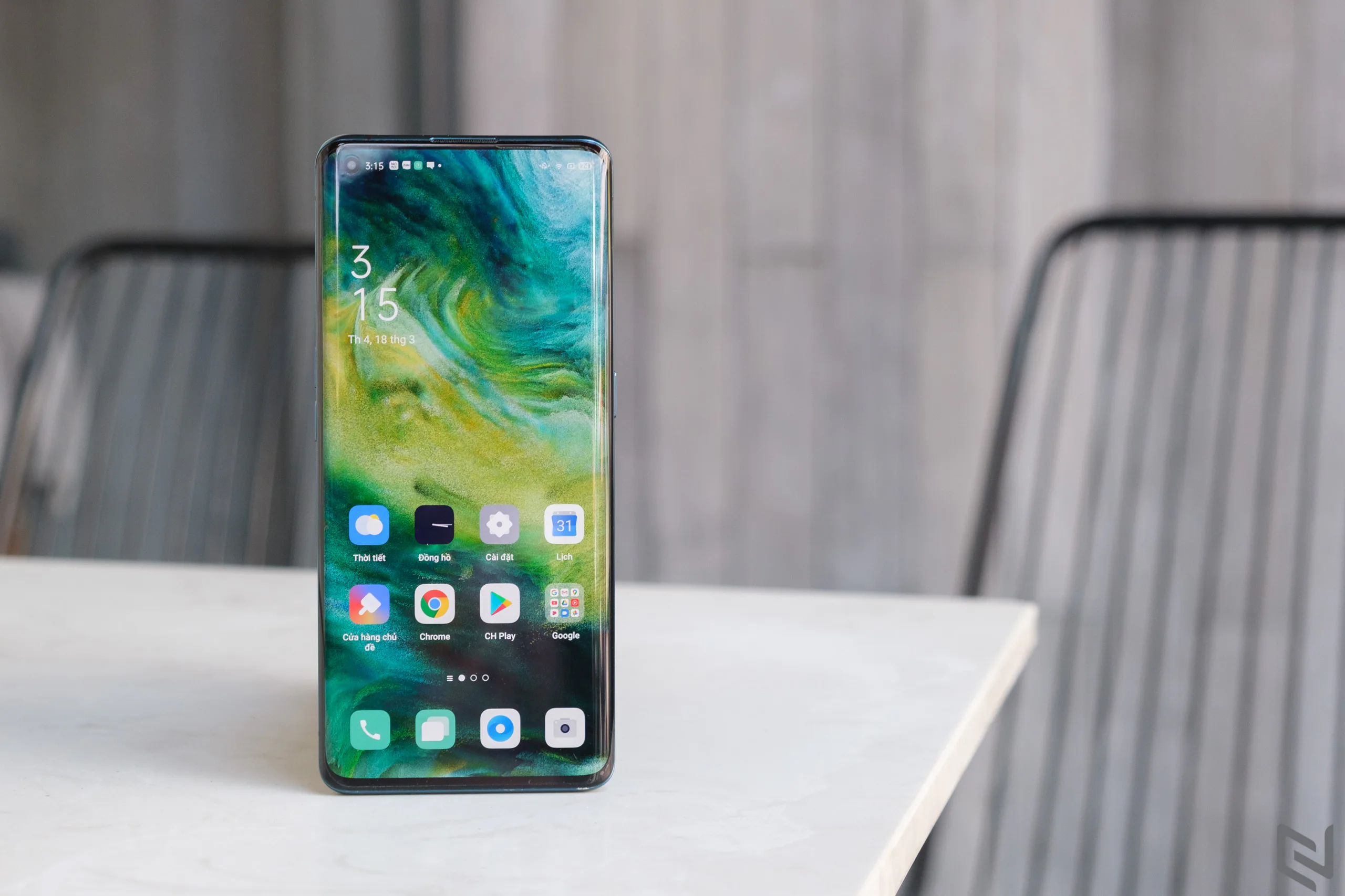 Tại sao OPPO Find X2 là smartphone có màn hình đẹp nhất hiện nay
