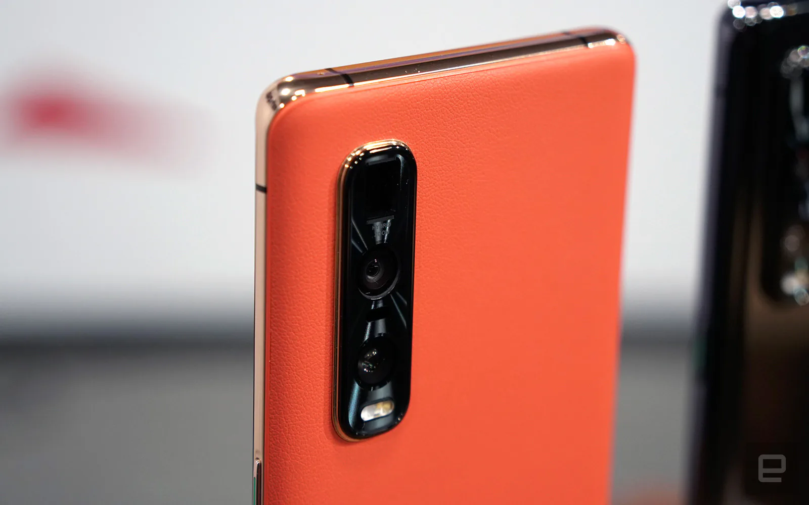 OPPO ra mắt Find X2 Pro với cấu hình khủng, màn hình 1440p 120Hz và camera tiềm vọng