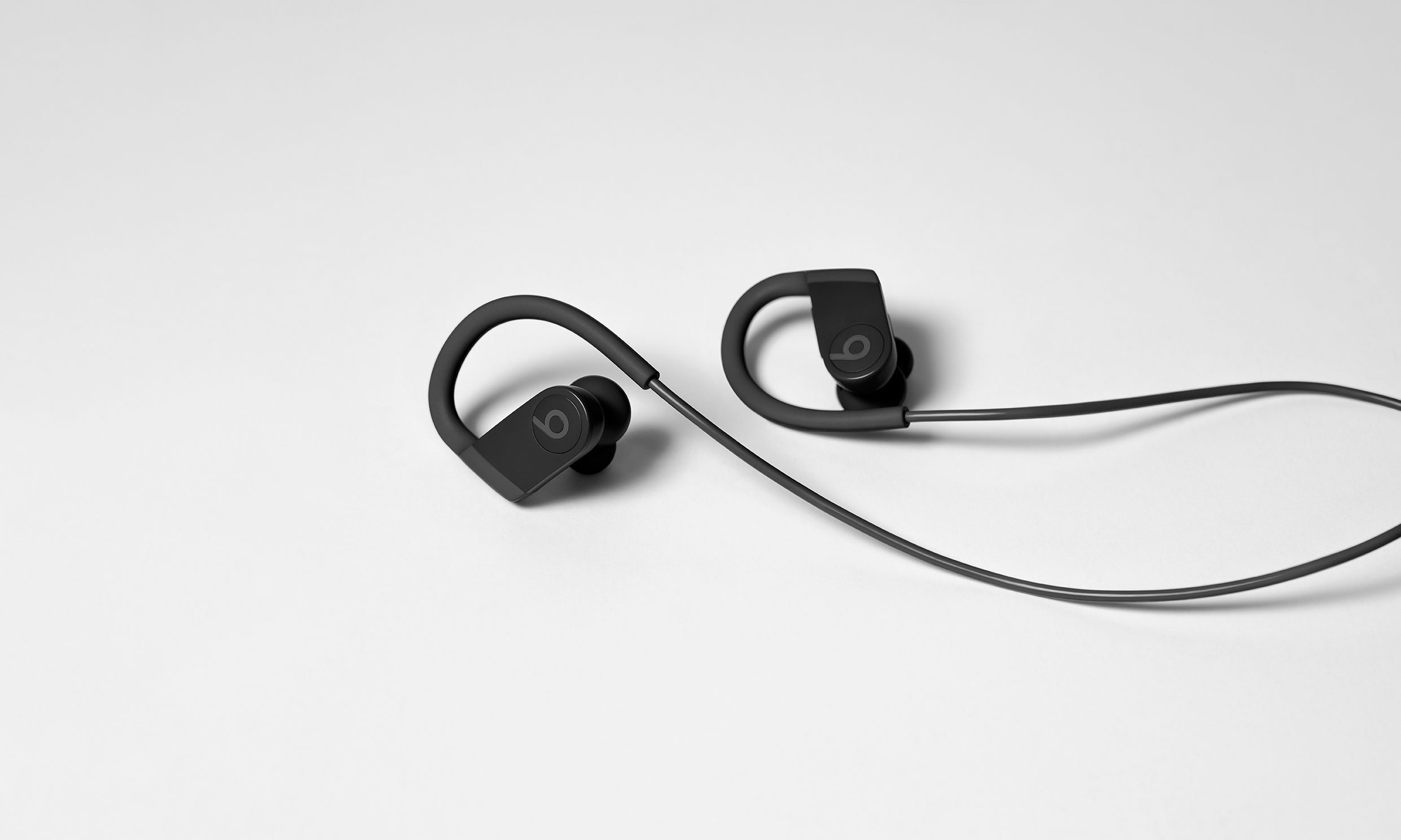 Apple ra mắt tai nghe Powerbeats4 mới thay thế cho Powerbeats3