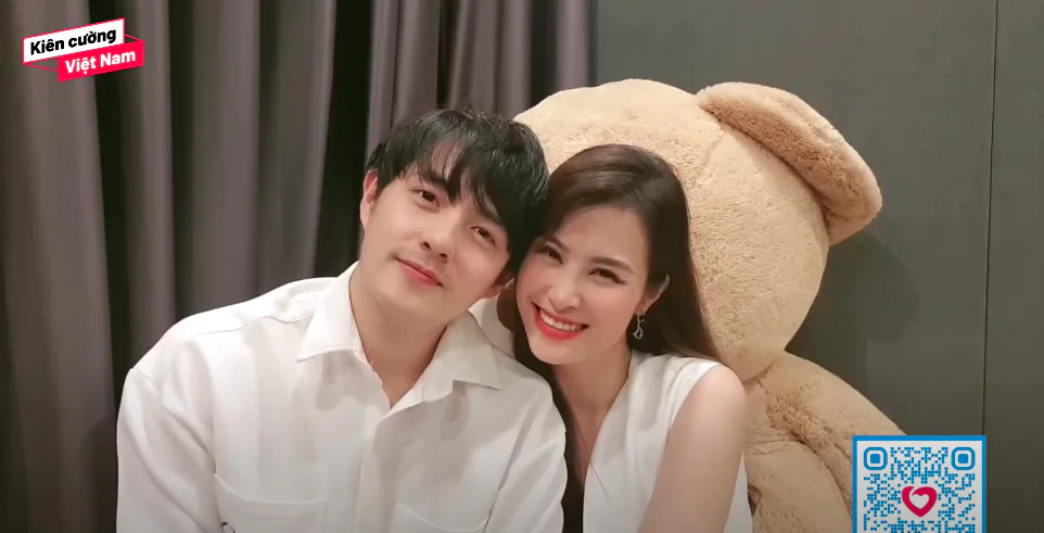 Hơn 20 nghệ sĩ, ca sĩ, cầu thủ hàng đầu Việt Nam gây quỹ thành công hơn 1.3 tỷ đồng ủng hộ những phụ nữ tham gia tuyến đầu chống dịch và phụ nữ bị ảnh hưởng nghiêm trọng bởi dịch Covid-19