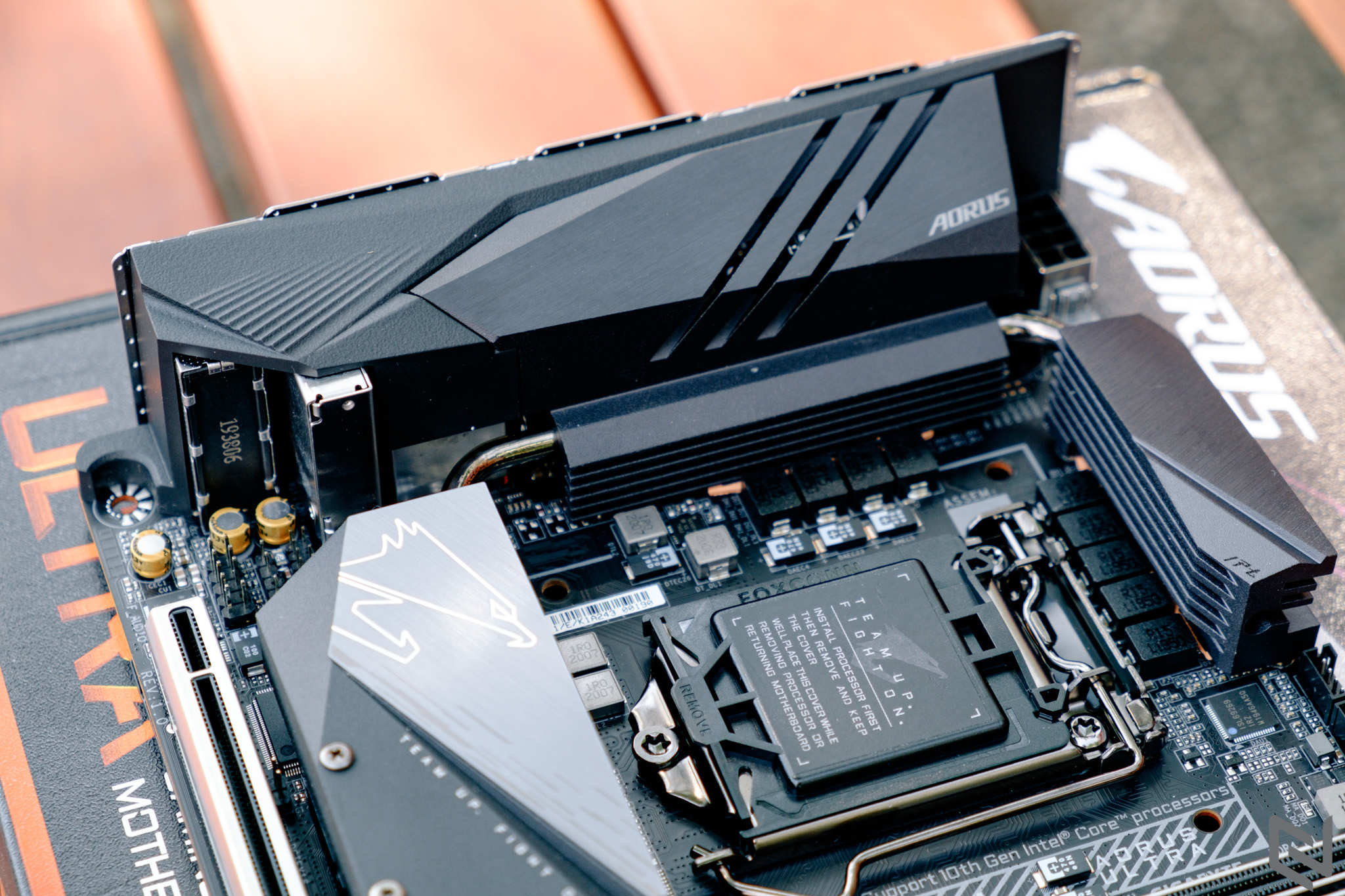 Mở hộp bo mạch GIGABYTE Z490I AORUS Ultra: Nhỏ nhưng có võ, hỗ trợ CPU thế hệ 10 mới nhất từ Intel