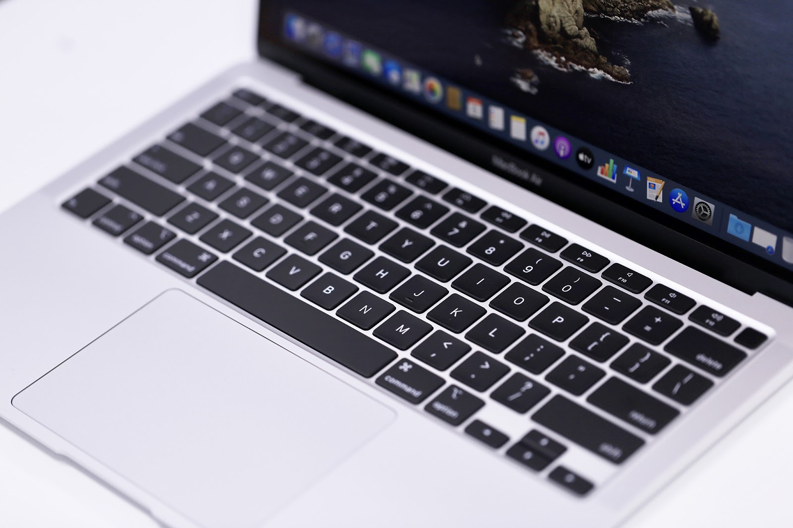 Dòng sản phẩm Mac chạy ARM từ Apple có thể sẽ bắt đầu với MacBook 12-inch mới