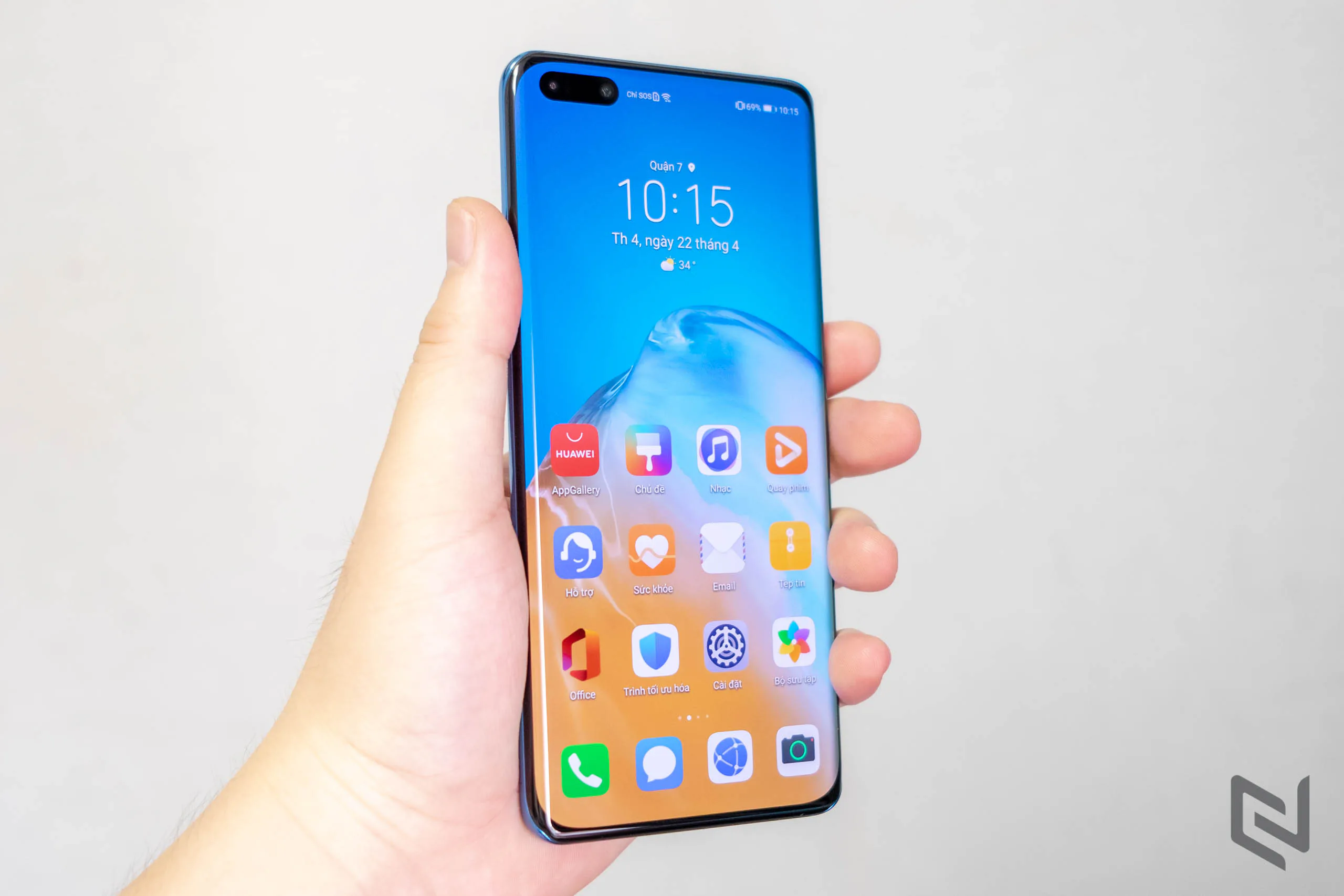 Trên tay và đánh giá nhanh Huawei P40 Pro: Hoàn thiện cao cấp, hiệu năng mạnh mẽ cùng 4 camera Leica đáng gờm