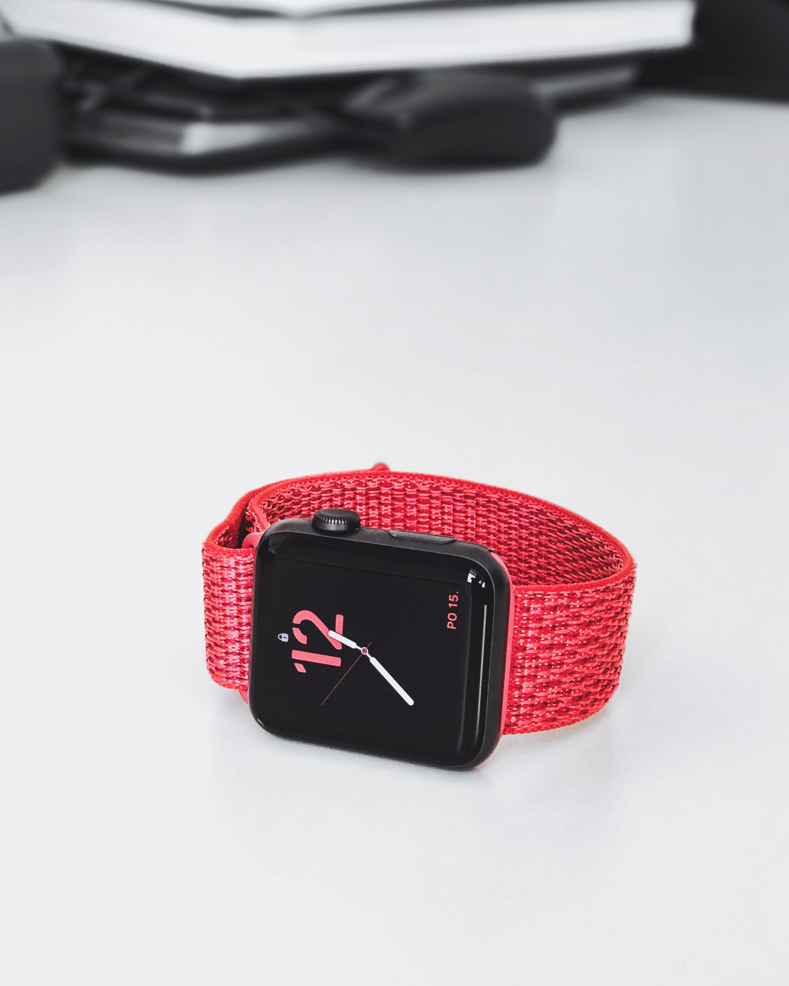 Apple quyên góp tiền từ việc bán sản phẩm Product (RED) cho các nỗ lực ngăn chặn COVID-19