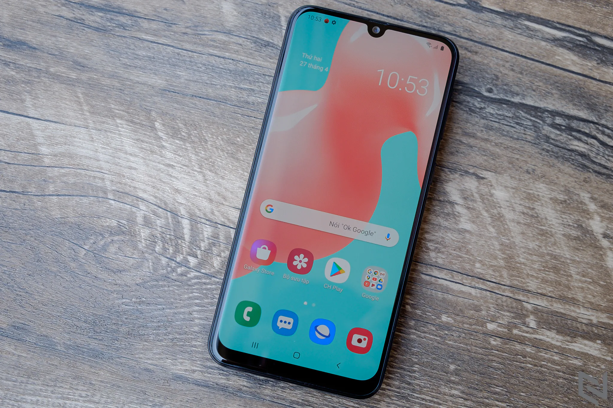 Đánh giá Galaxy M21: Hiệu năng mạnh, dùng cả ngày dài với viên pin khủng