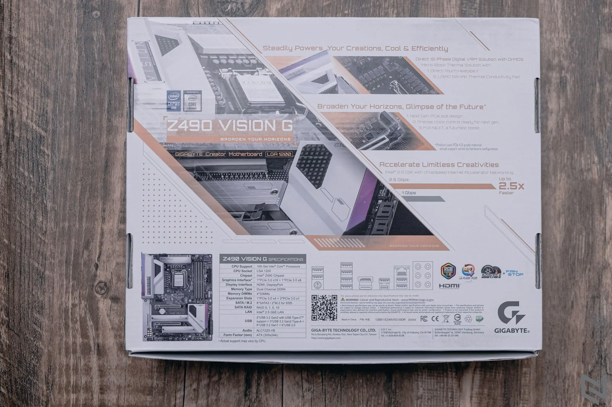 Mở hộp mainboard GIGABYTE Z490 Vision G: Thiết kế đẹp, hỗ trợ và khai thác đầy đủ tiềm năng của dòng CPU Intel Core thế hệ 10
