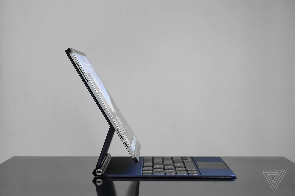 Đánh giá Magic Keyboard cho iPad Pro từ Apple: cực đắt nhưng xứng đáng
