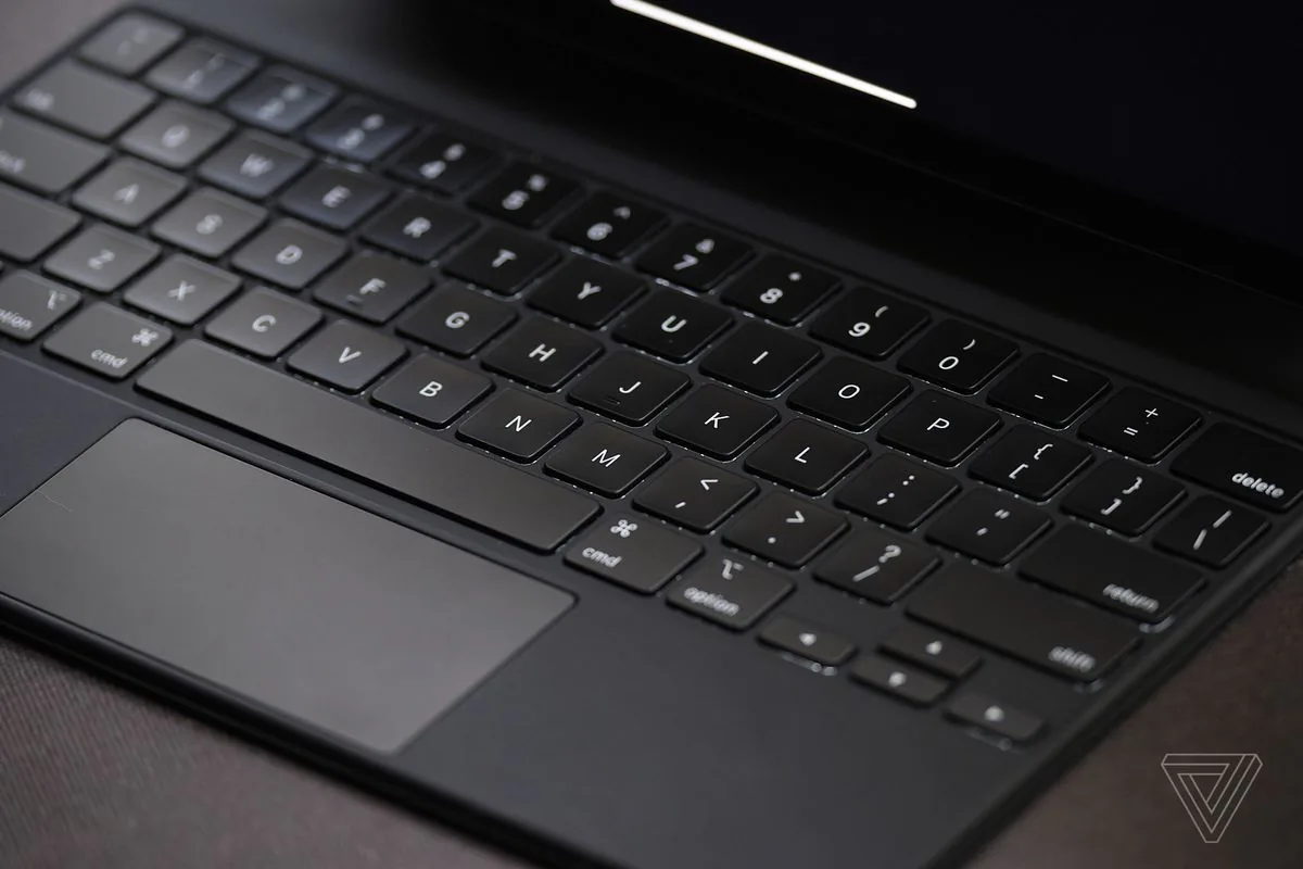 Đánh giá Magic Keyboard cho iPad Pro từ Apple: cực đắt nhưng xứng đáng