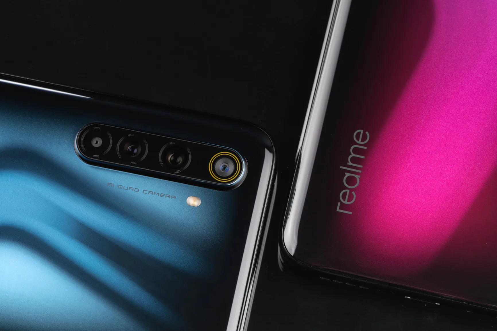 Mở hộp Realme 6 Pro với cấu hình khủng, bốn camera sau 64MP và màn hình lớn 6.6-inch
