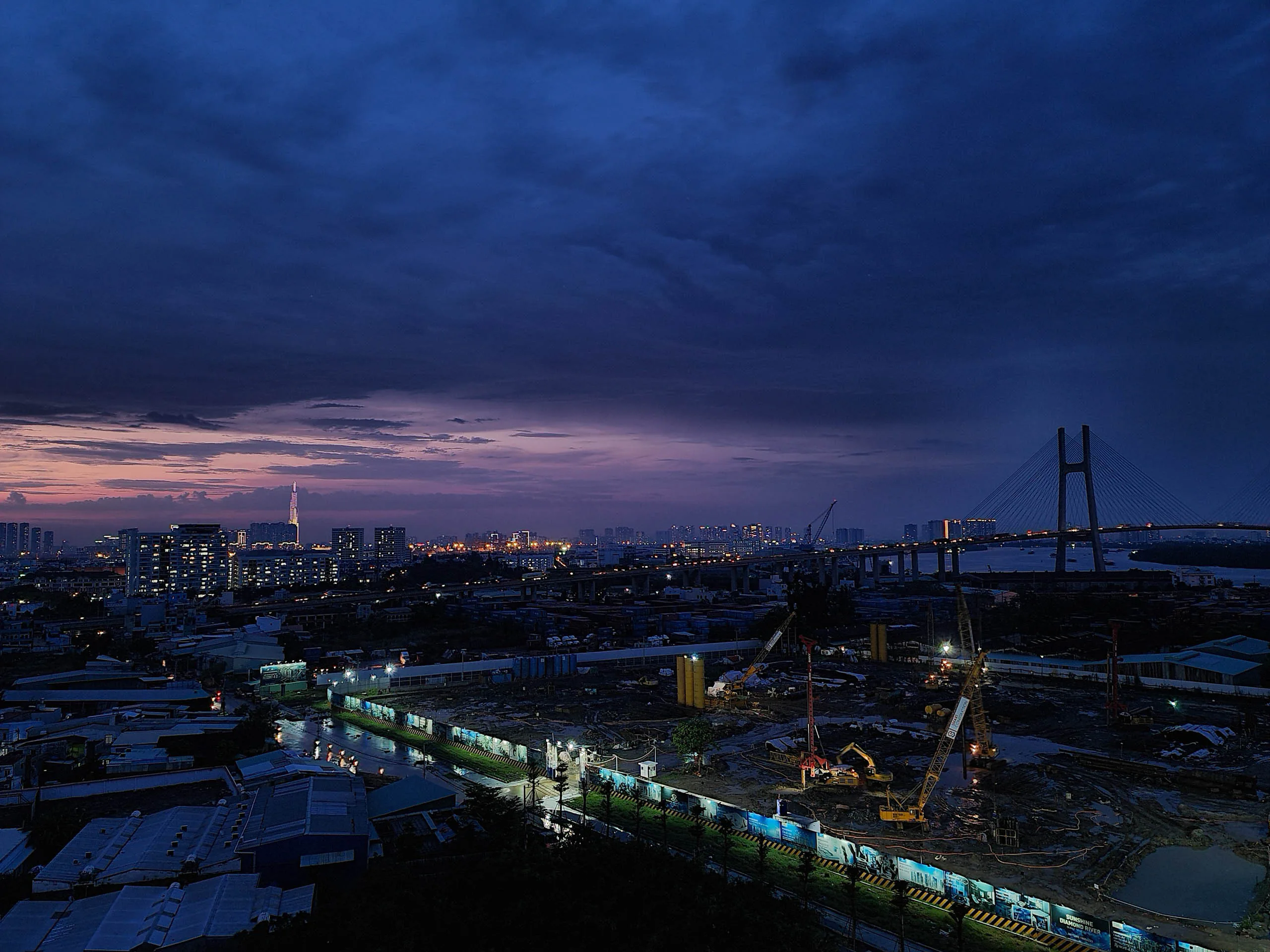 So sánh camera Huawei P40 Pro vs Galaxy S20 Ultra: Hậu sinh khả uý