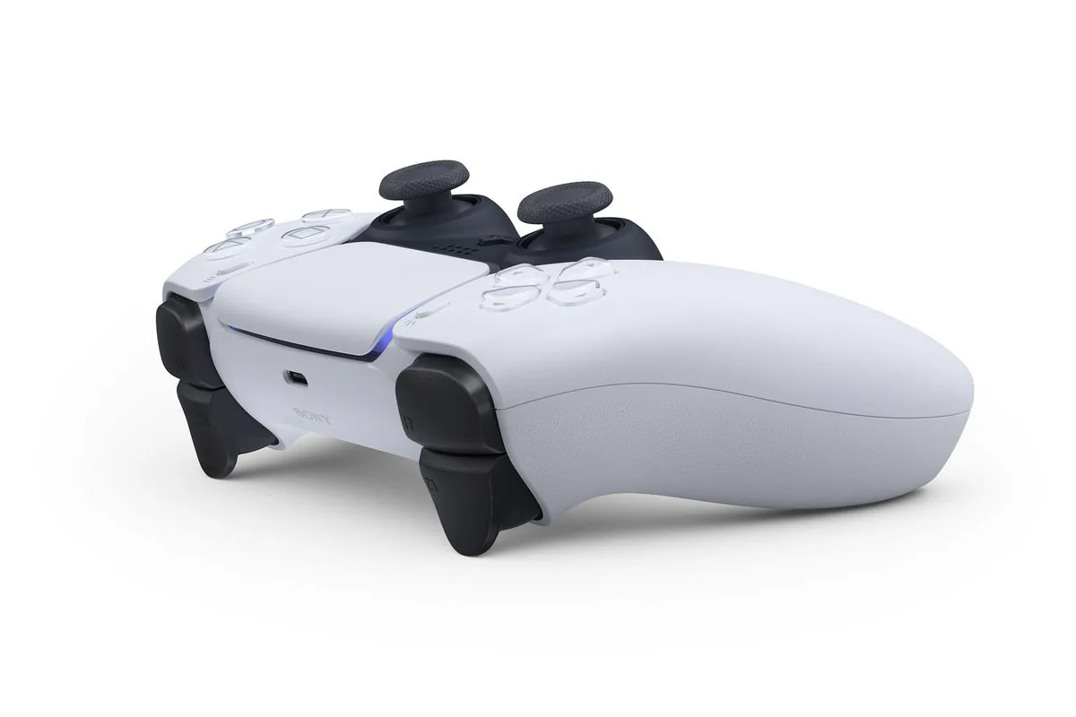 Sony giới thiệu tay cầm chơi game DualSense mới dành cho PlayStation 5