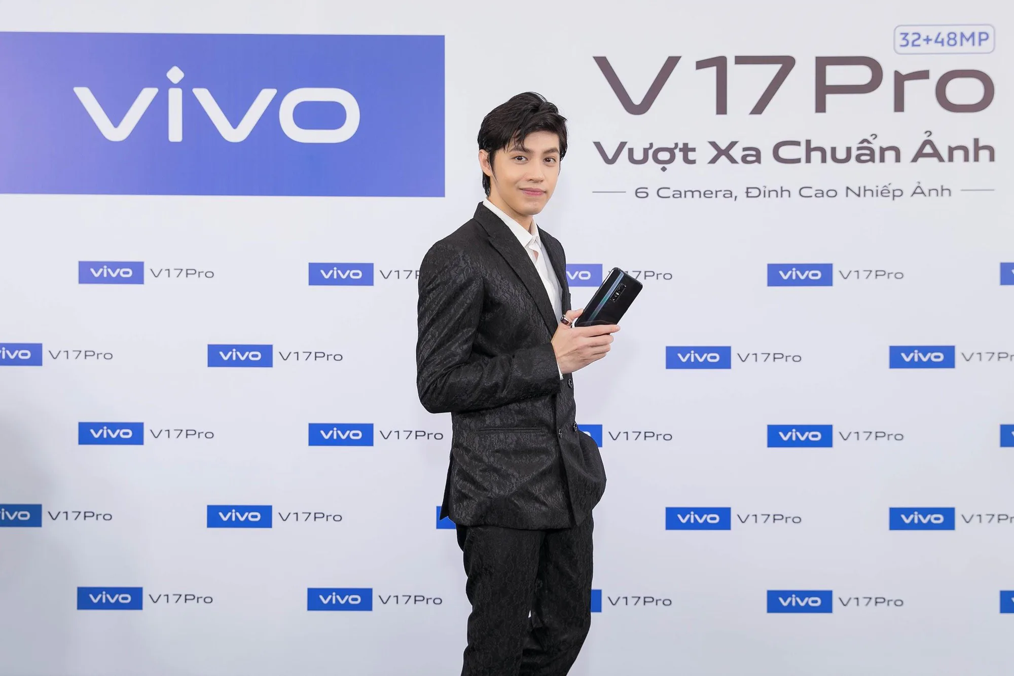 Khám phá V Series & Y Series - 2 Dòng điện thoại dành riêng cho người trẻ thời thượng của vivo