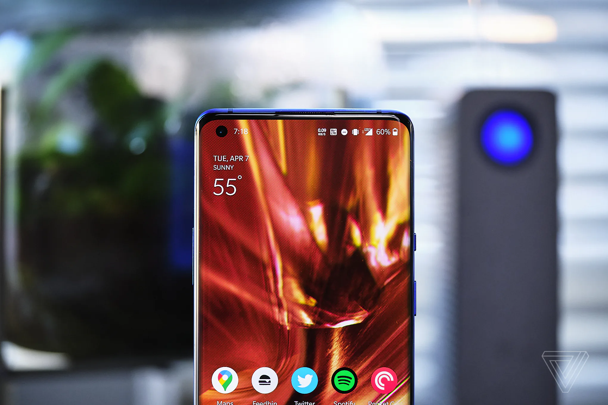 OnePlus 8 và 8 Pro ra mắt, tạm biệt danh xưng flagship killer