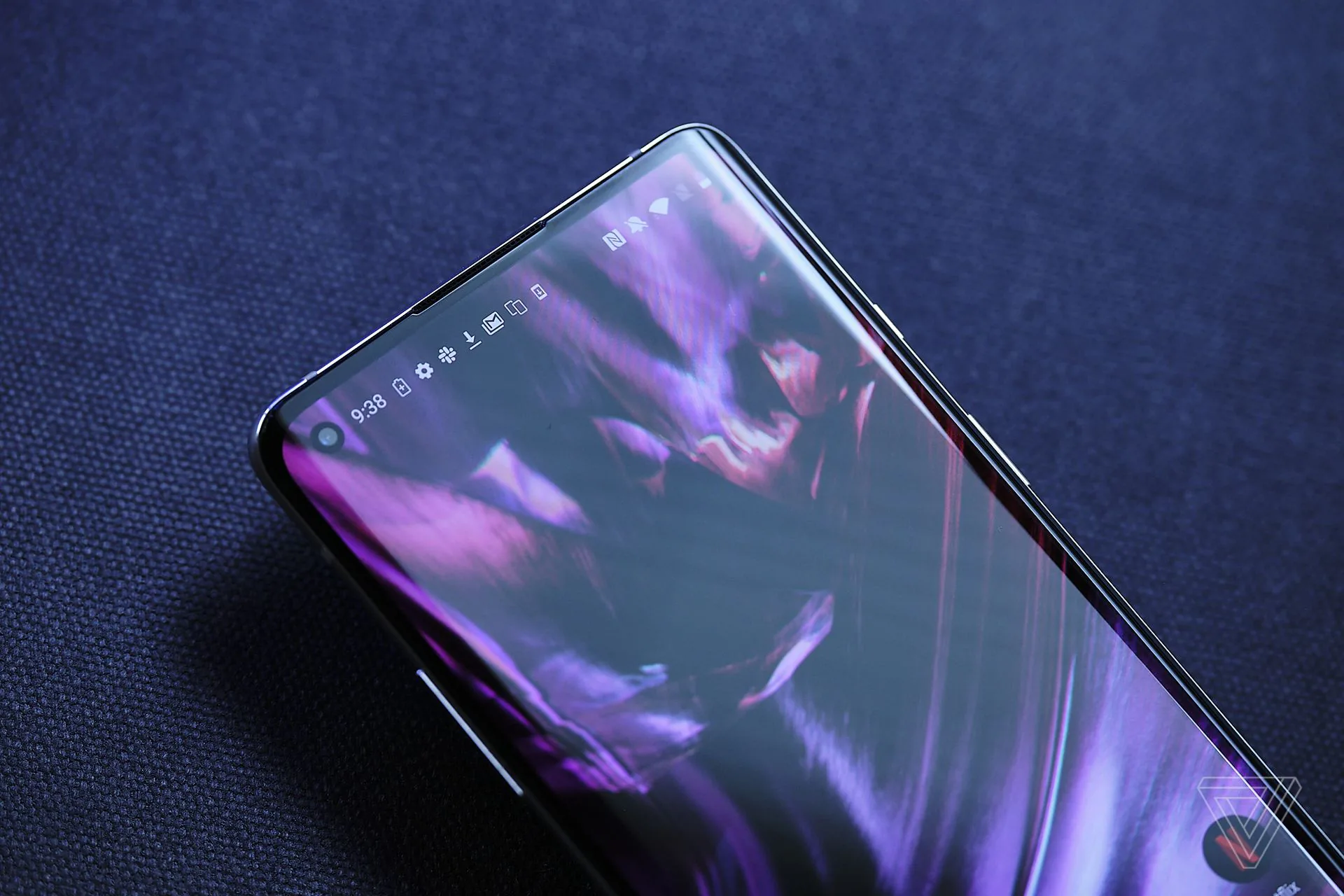OnePlus 8 và 8 Pro ra mắt, tạm biệt danh xưng flagship killer