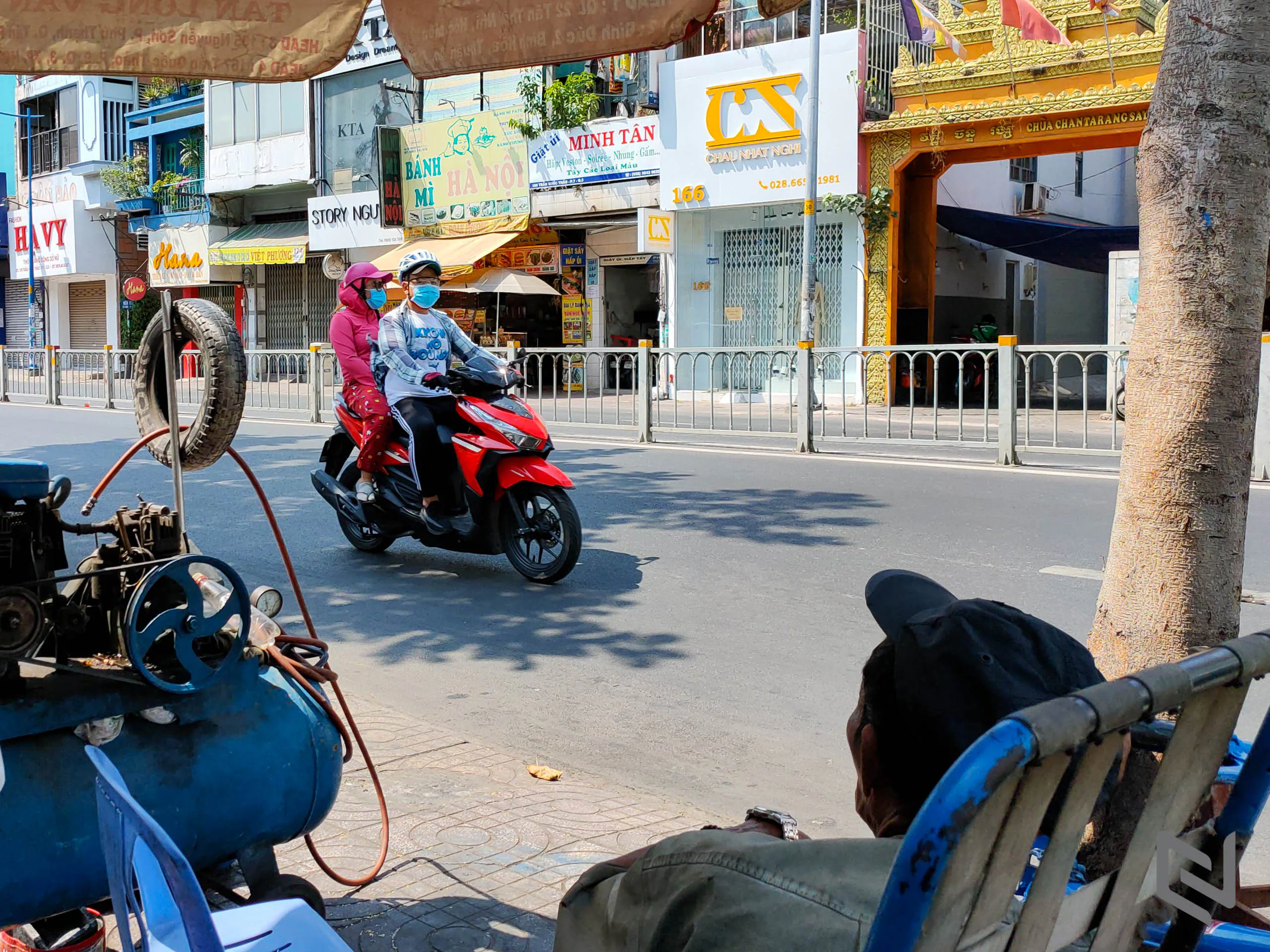 Bạn có cần đến camera zoom khủng trên smartphone, giá trị cần chú ý trên camera phone là gì?