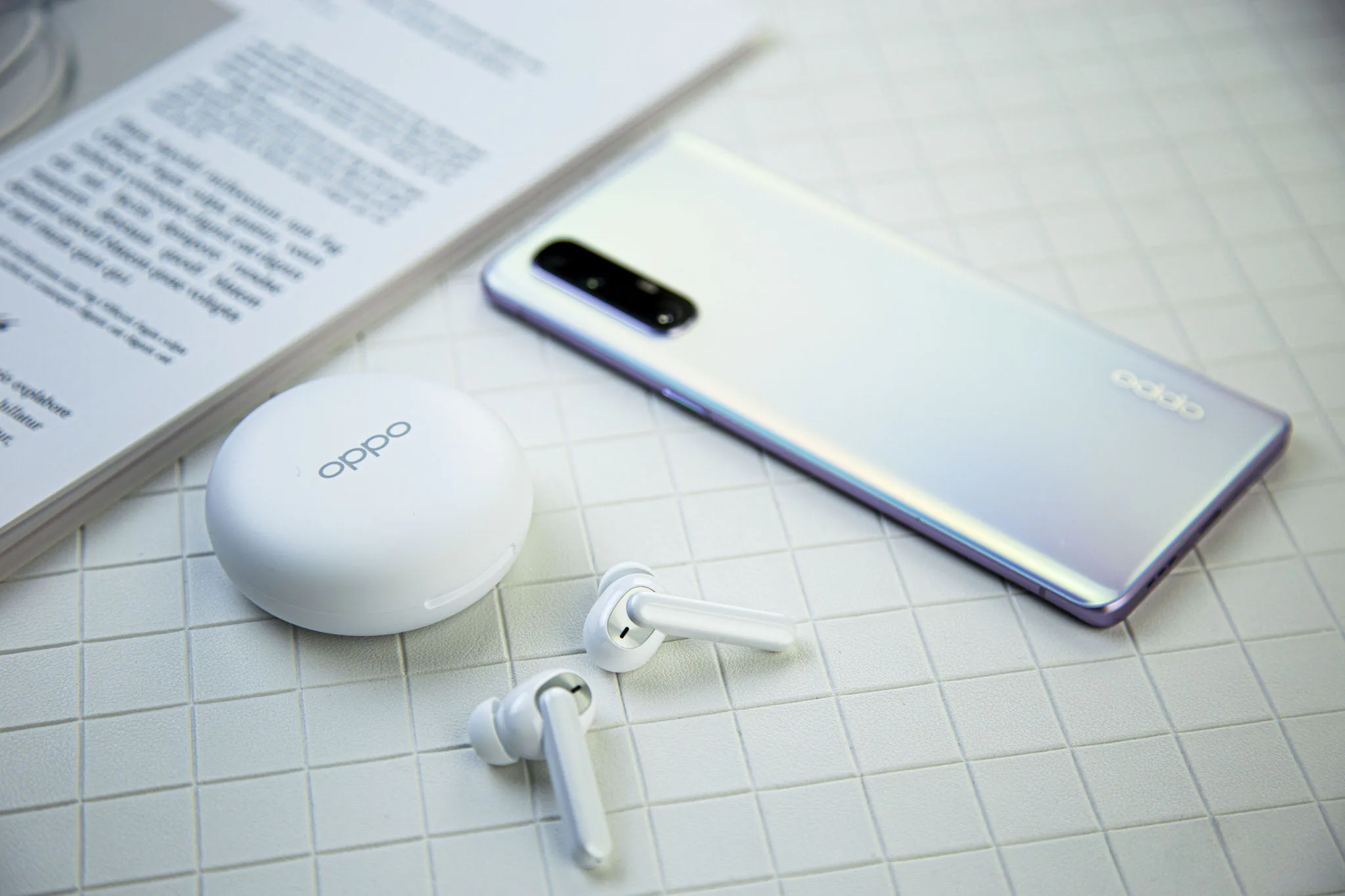 OPPO Reno3 và Reno3 Pro chính thức ra mắt tại Việt Nam giá từ 8,990,000 VND