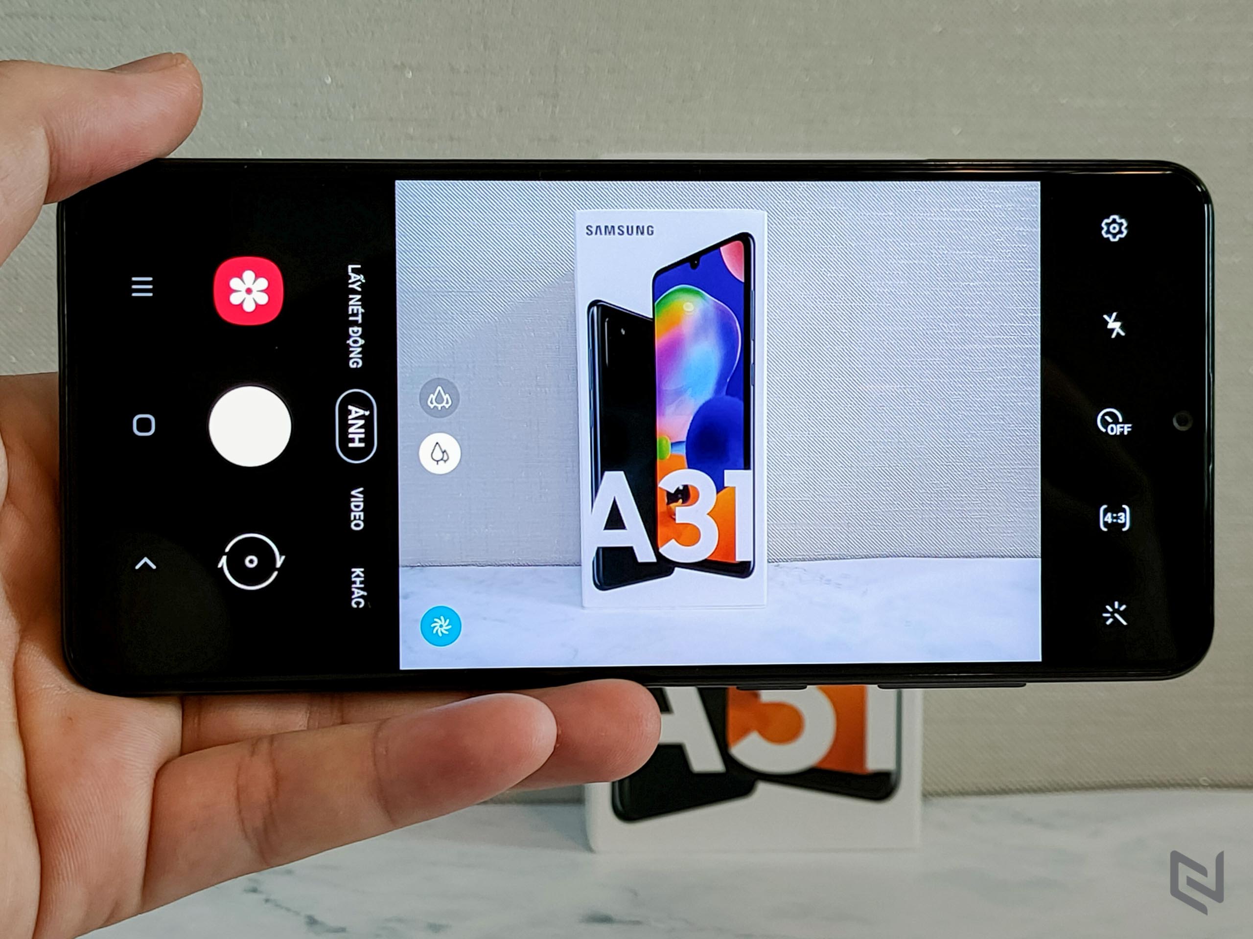 Mở hộp và đánh giá nhanh Galaxy A31: Pin khủng, 4 camera đa năng, hiệu năng khá