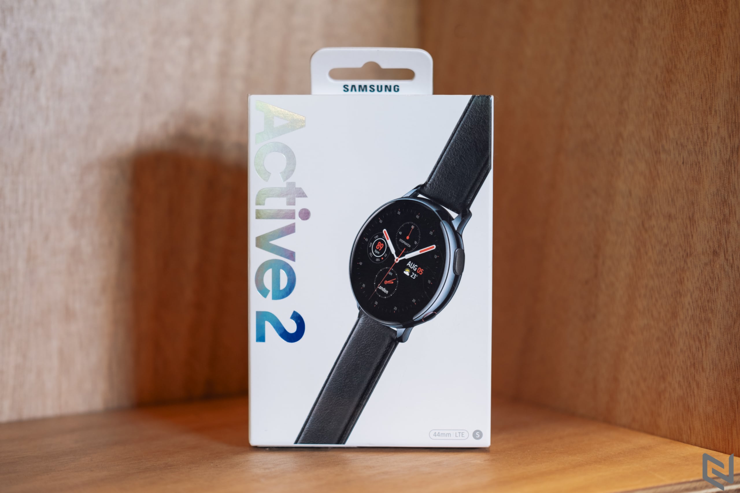 Trải nghiệm Galaxy Watch Active2 phiên bản LTE, hỗ trợ e-SIM mang đến khả năng kết nối internet độc lập