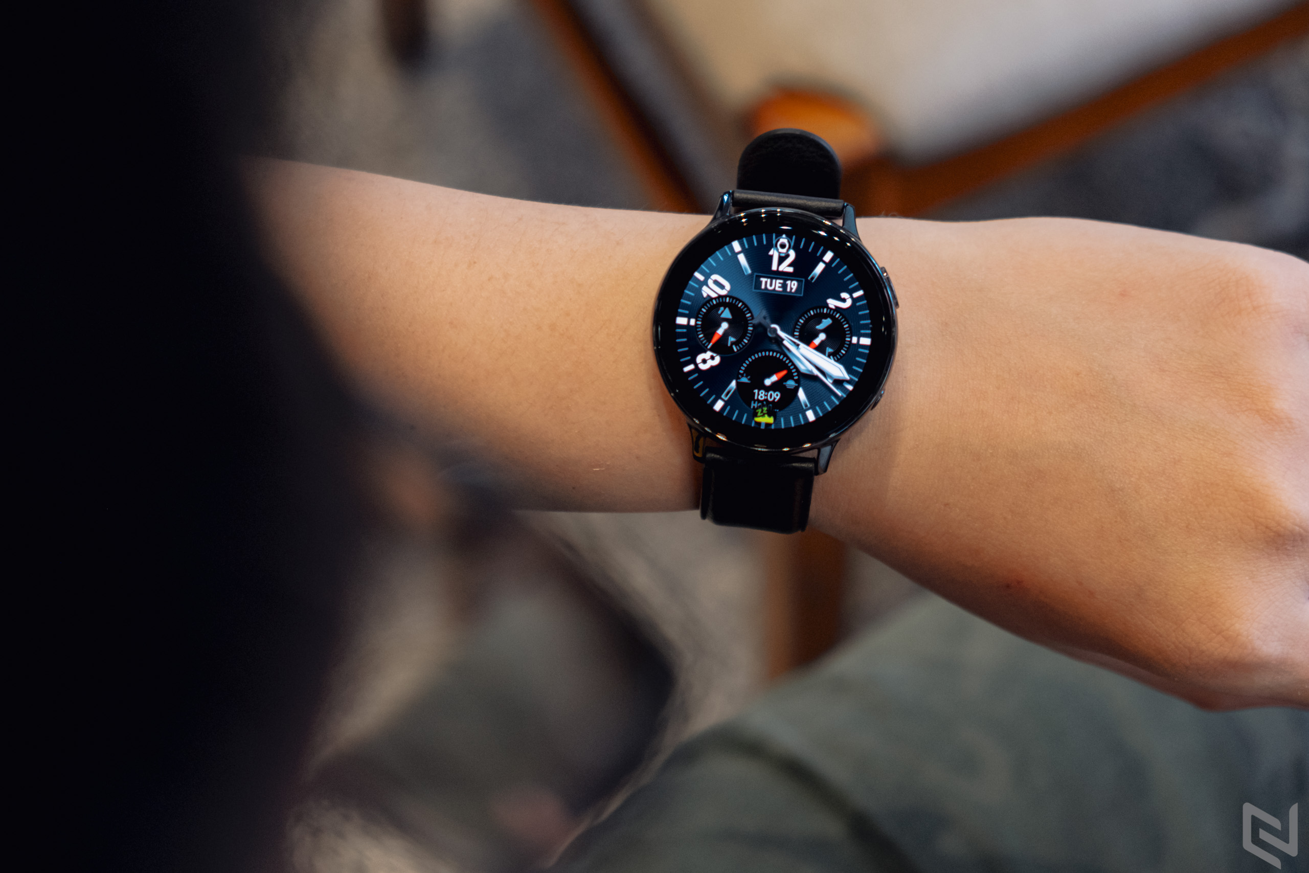 Trải nghiệm Galaxy Watch Active2 phiên bản LTE, hỗ trợ e-SIM mang đến khả năng kết nối internet độc lập