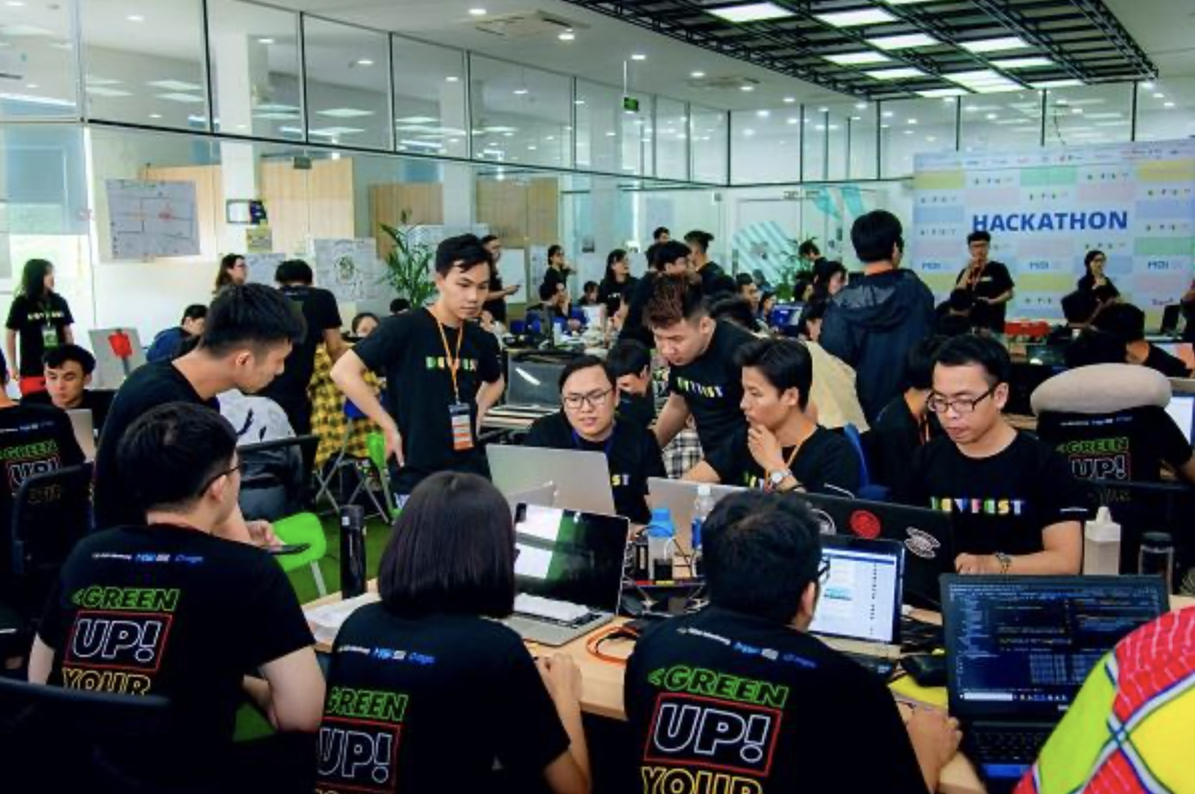 Vietnam Online Hackathon 2020: Cuộc thi tìm giải pháp chuyển đổi số cho doanh nghiệp hậu COVID-19